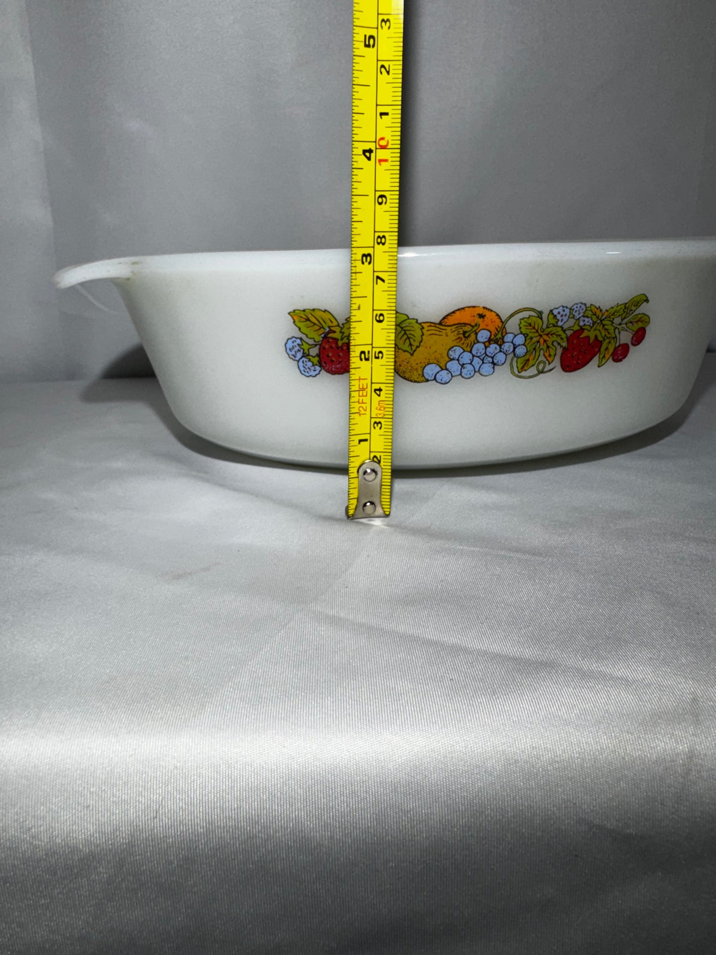 Vintage Anchor Hocking Fire-King Nature’s Bounty 1.5 Qt Milk Glass Casserole Dish
