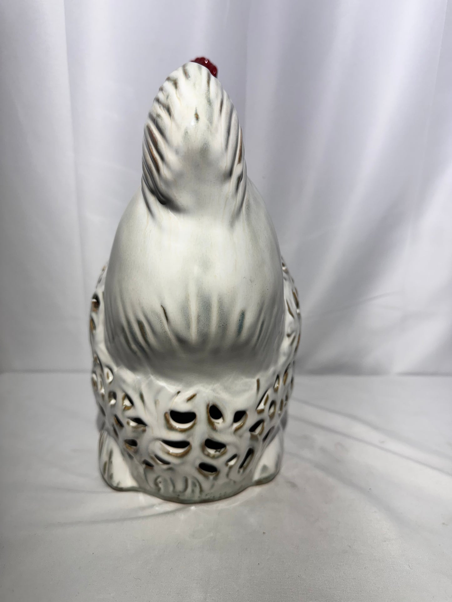 White Ceramic Openwork Rooster Figurine – Decorative Farmhouse Accent – 13” Tall