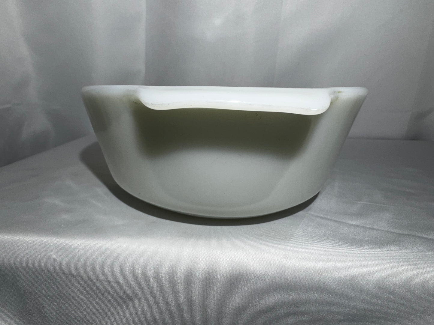 Vintage Anchor Hocking Fire-King Nature’s Bounty 1.5 Qt Milk Glass Casserole Dish
