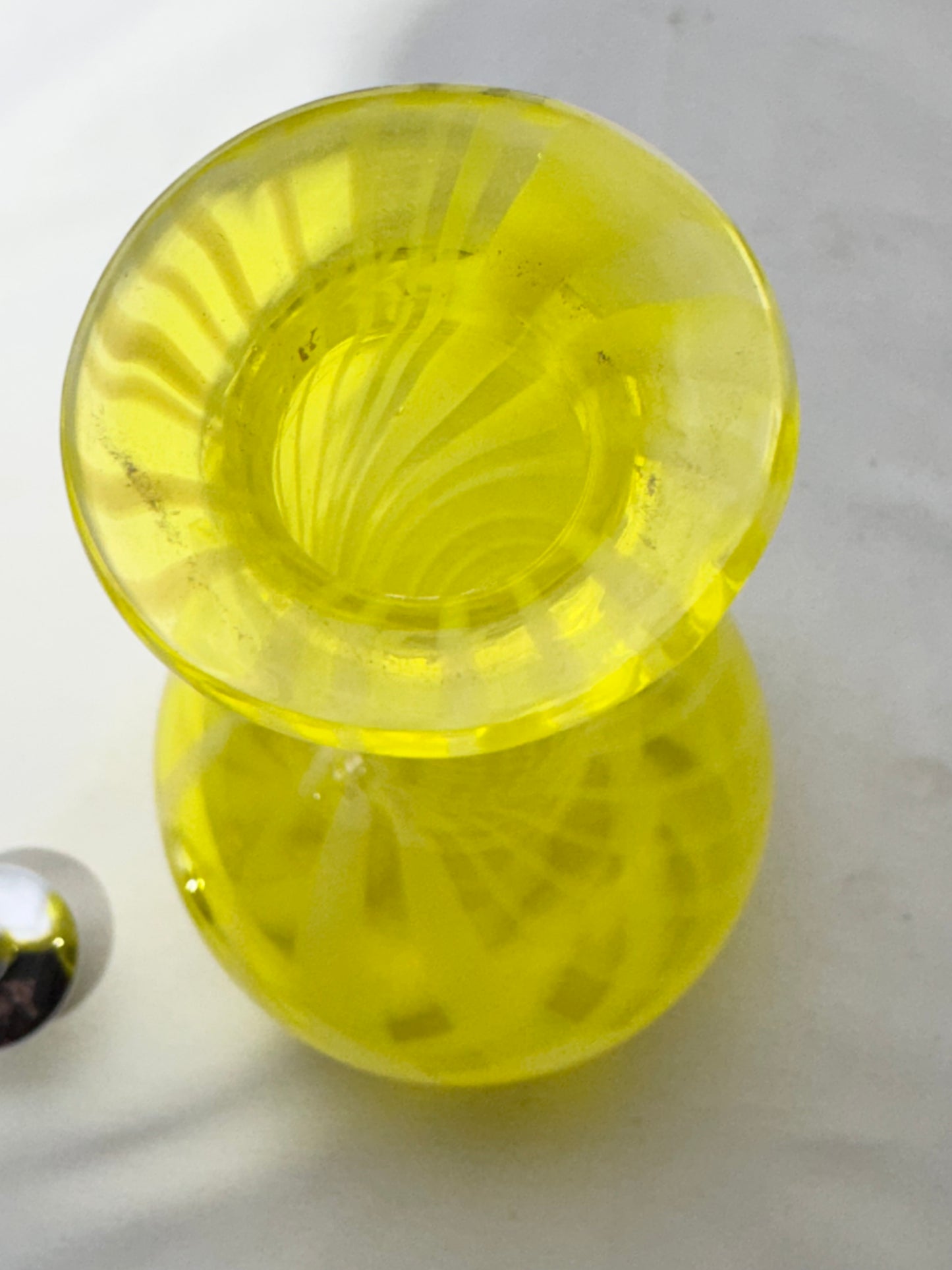 Collectible Victorian Yellow Opalescent Swirl Barber Bottle w/ Metal Stopper