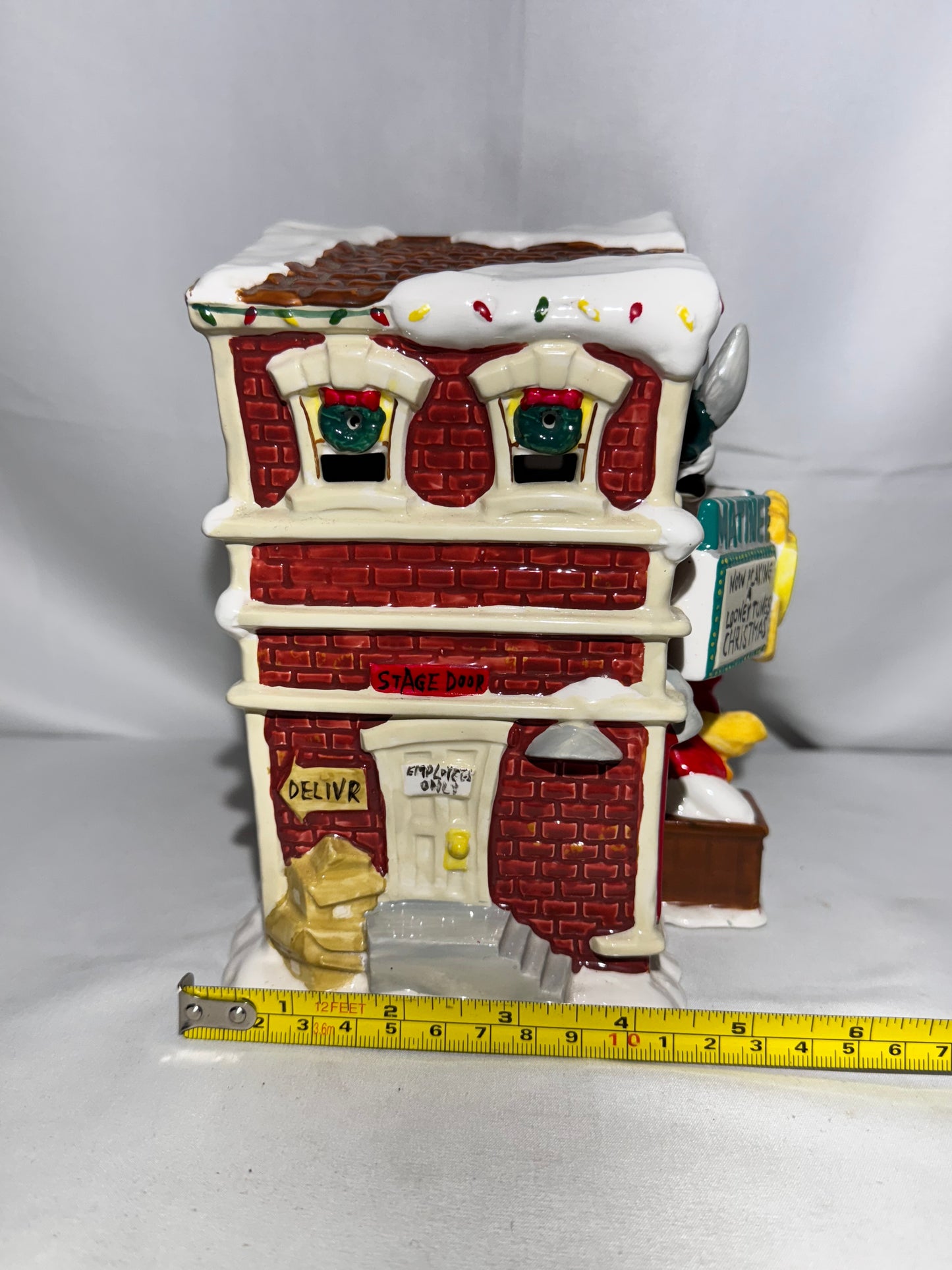 Vintage 1996 Looney Tunes Village Theater – Light-Up Christmas Display – Warner Bros. w/ Original Box