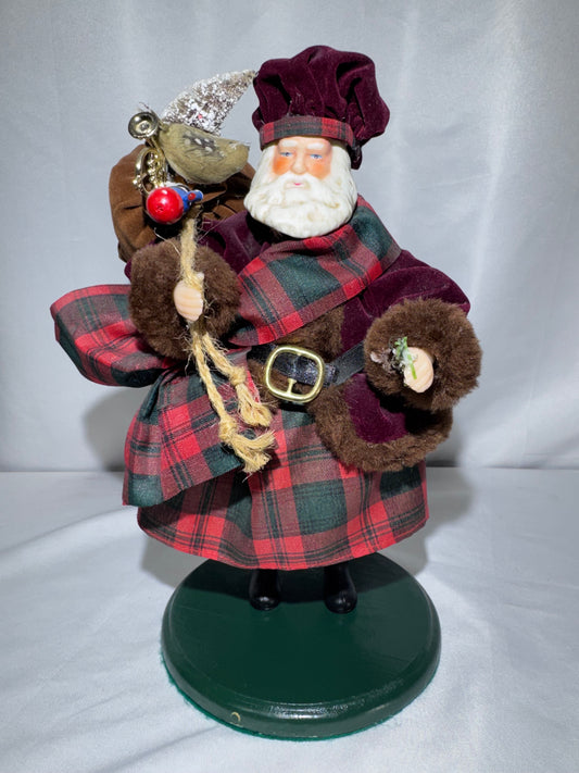 Vintage House of Lloyd Christmas Around the World Santa MacGregor Scottish Santa Figurine – 1990s