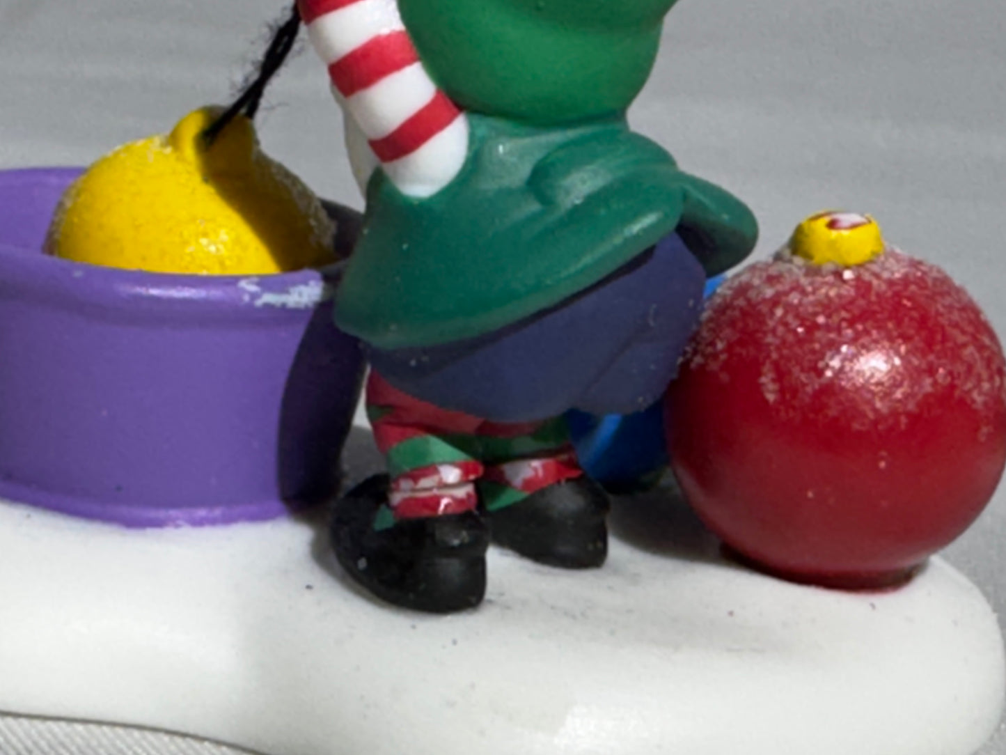Department 56 North Pole Village Glitter Detail #56.56812 Retired Accessory Set w/ Box Repaired