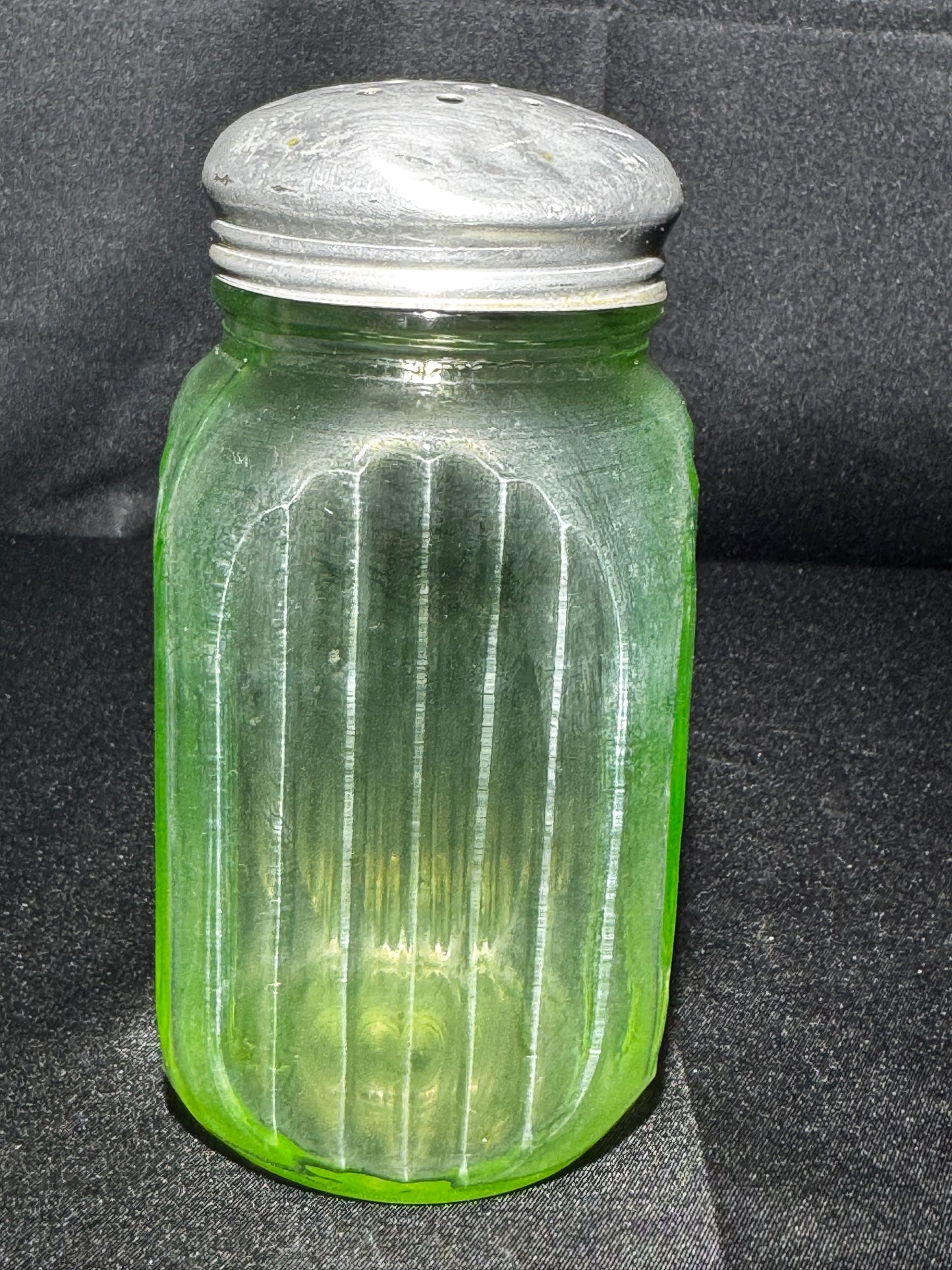Vintage Anchor Hocking Uranium Glass Hoosier Shaker Ribbed Green Glass w/ Metal Lid