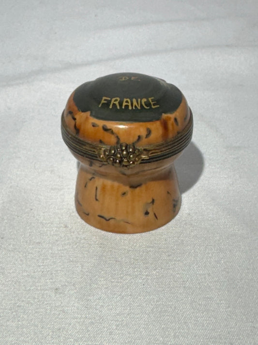 Vintage Limoges “Champagne de France” Porcelain Trinket Box – Hand Painted – Signed – Grape Clasp