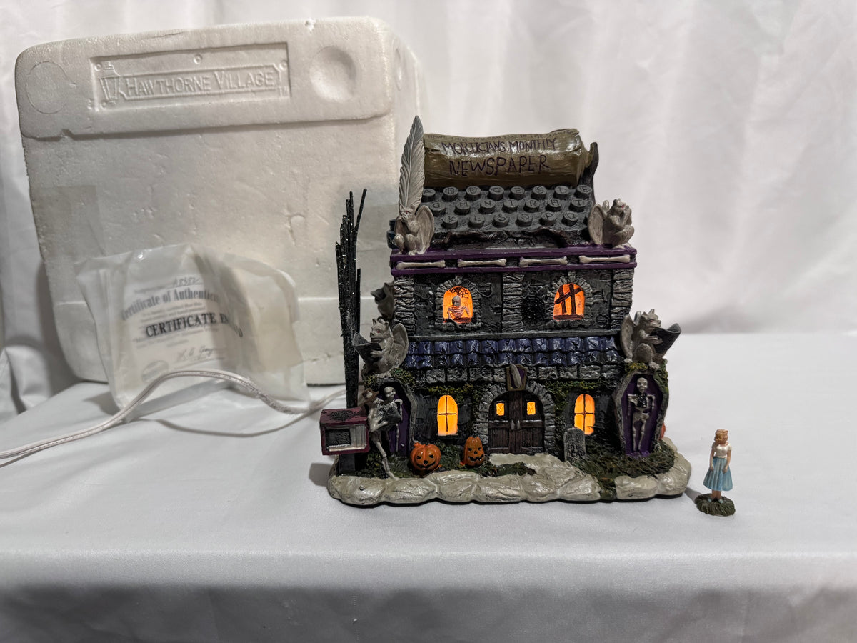 Hawthorne Village The Munsters 2004 Halloween Village – “Morticians Monthly Newspaper” Building A8582