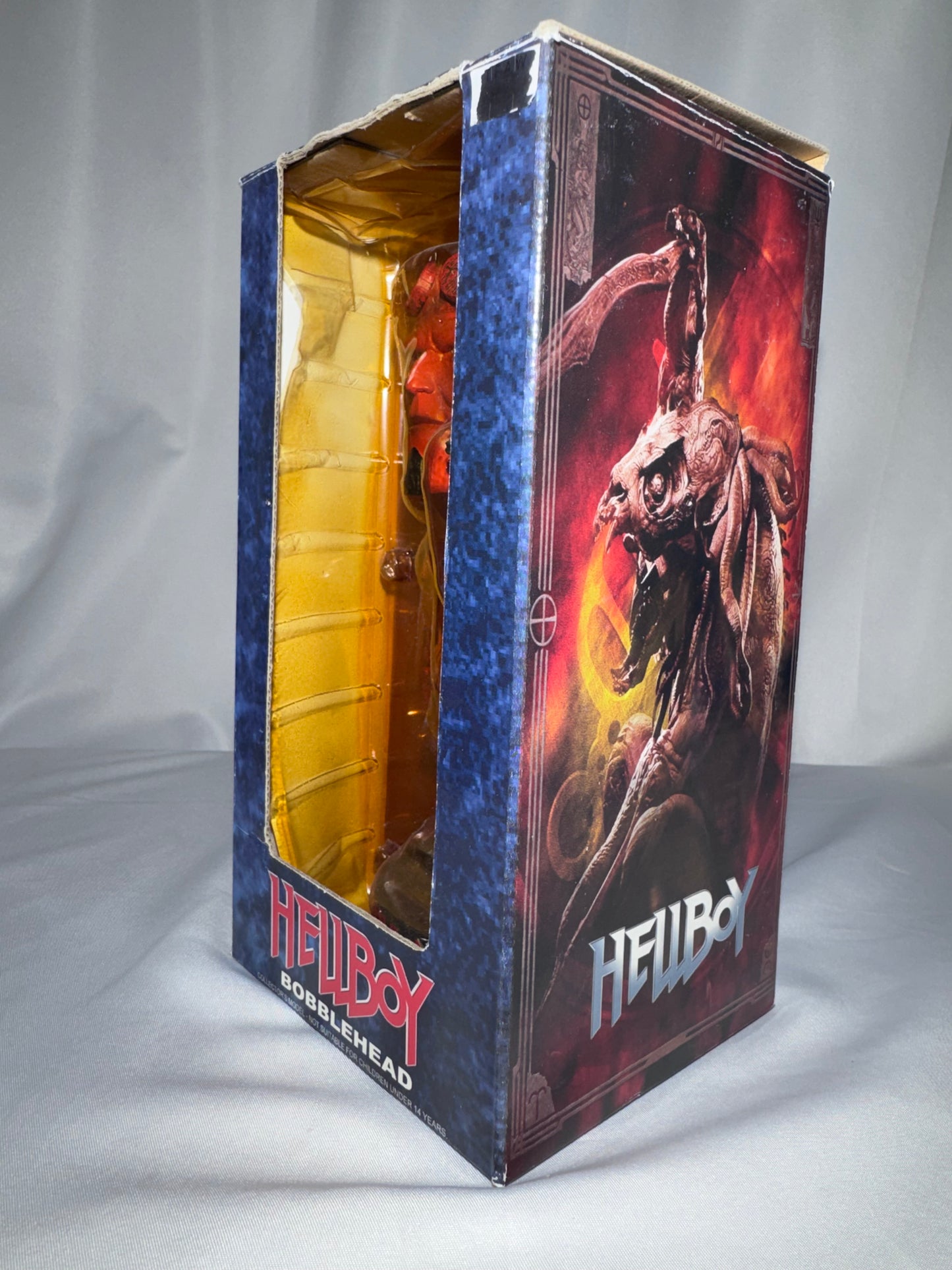 Hellboy Bobblehead Hollywood Collectibles Group HCG Dark Horse Comic w/ Box
