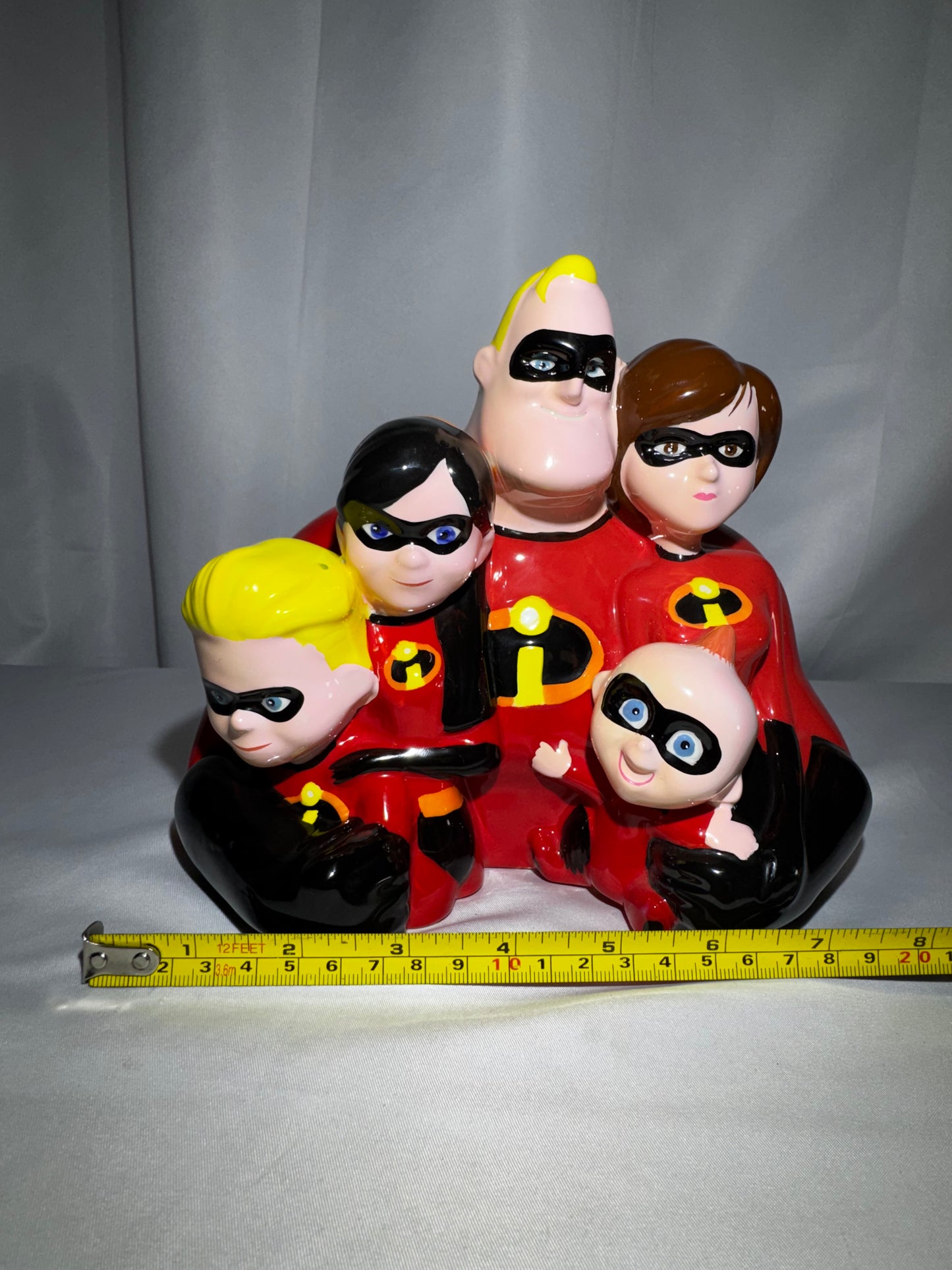 Enesco Disney Pixar The Incredibles Family Ceramic Coin Bank Mr Incredible Elastigirl