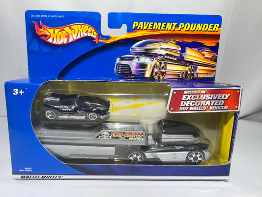 Hot Wheels Pavement Pounder – Road Pirates Racing (2001 Mattel)