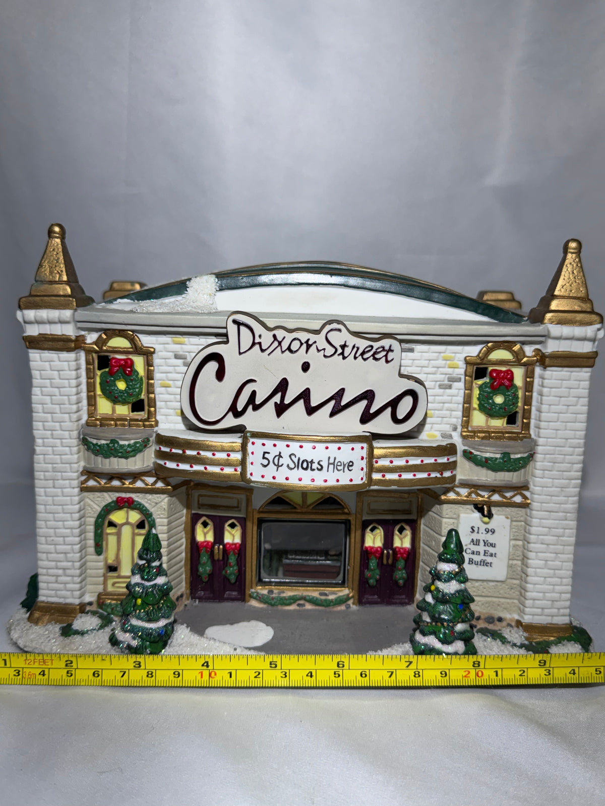St Nicholas Square Dixon Street Casino 2005 Lighted Christmas Village Building AS IS