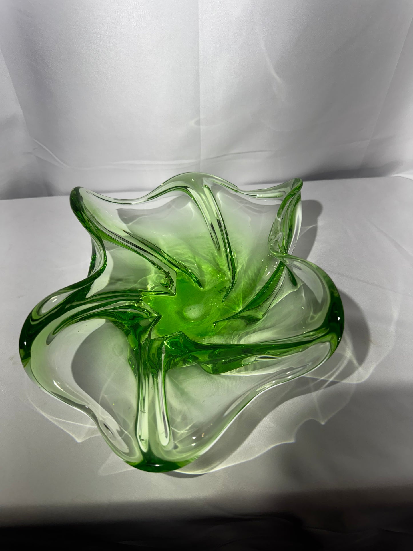Vintage Mid-Century Emerald Green Hand Blown Art Glass Freeform Console Bowl 12”