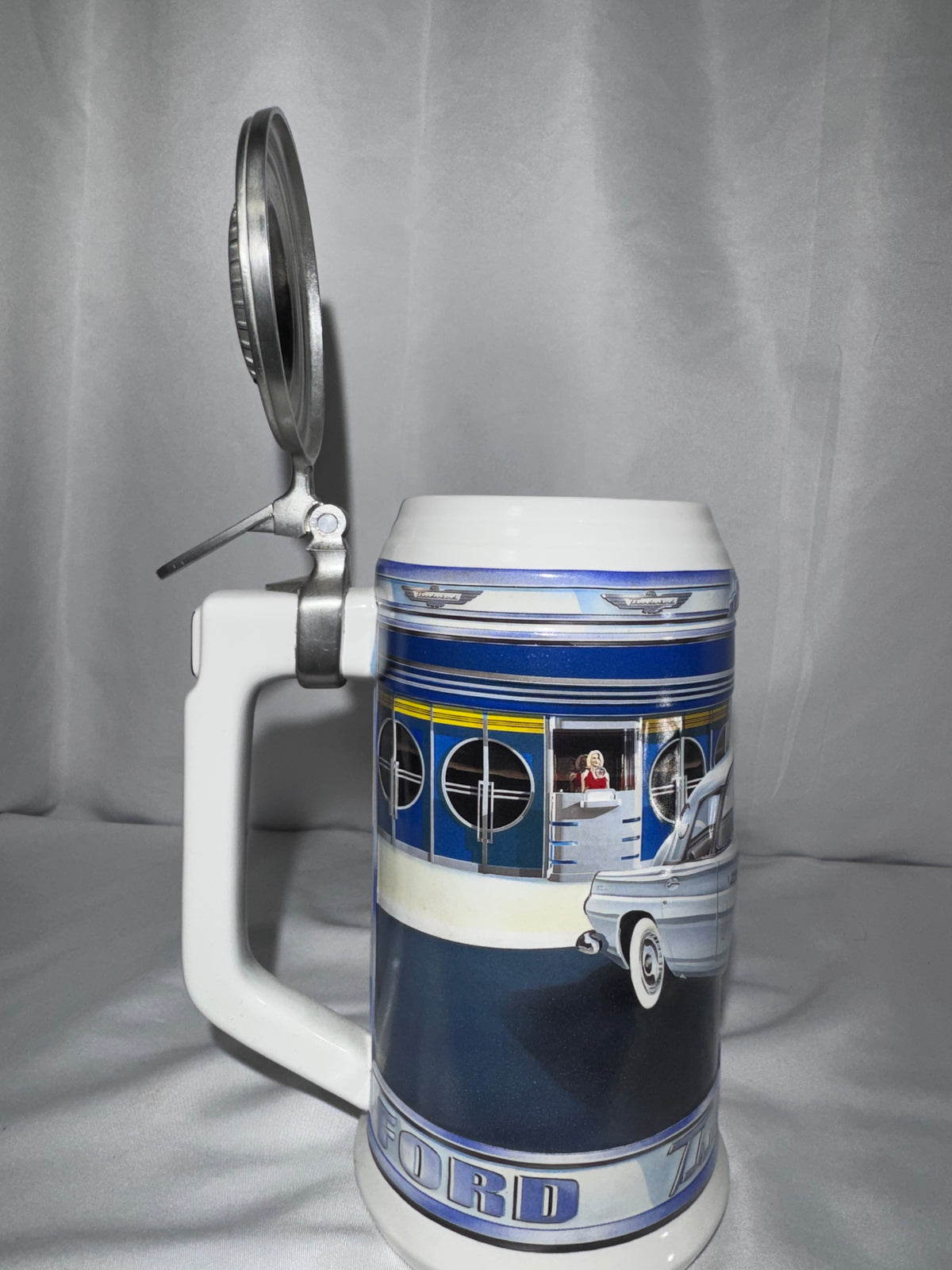Vintage 1956 Ford Thunderbird Convertible Budweiser Beer Stein – Classic Car Series – Original Box