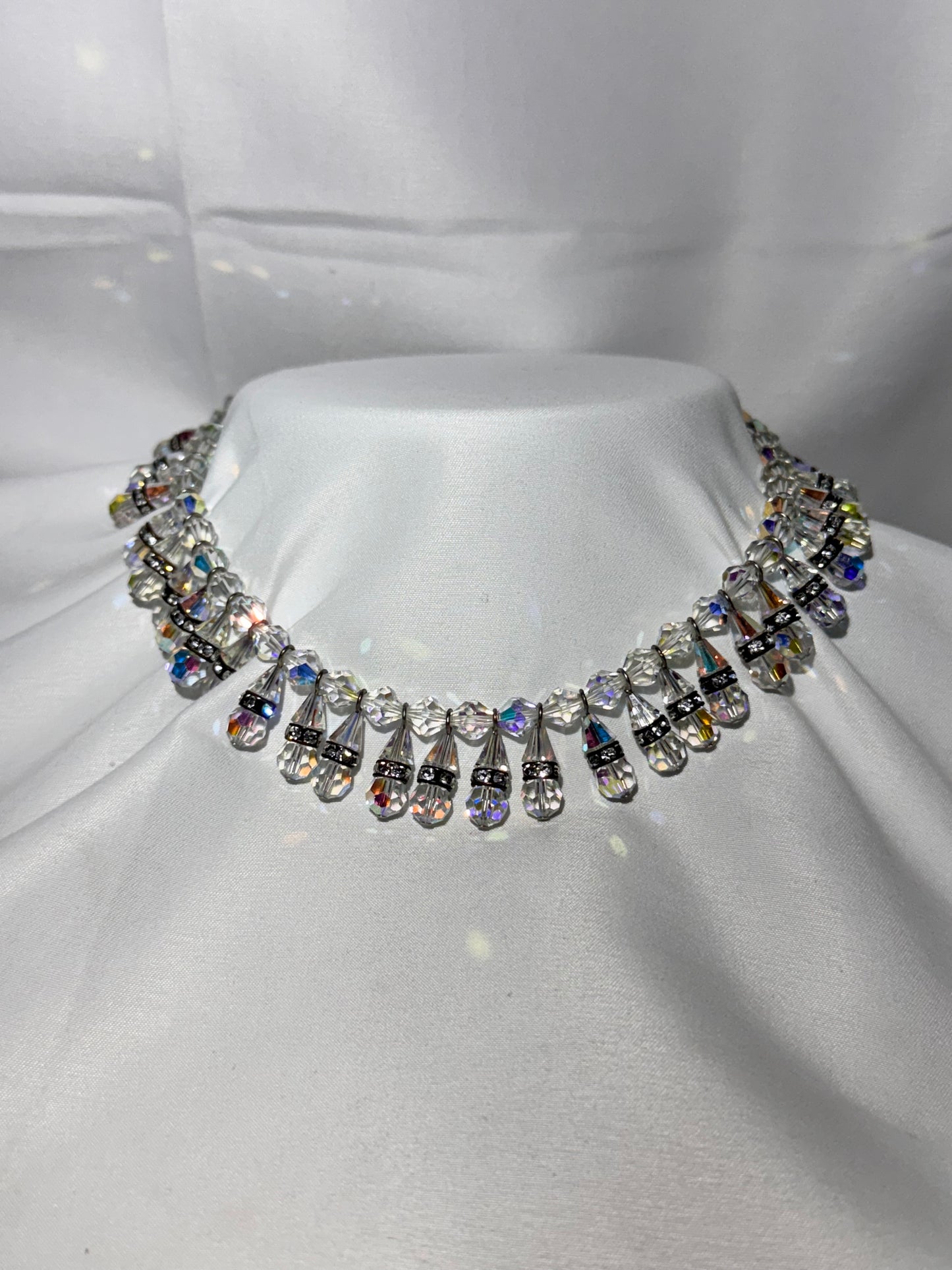 Vintage Aurora Borealis Faceted Crystal & Rhinestone Necklace / Choker with Rhinestone Flower Clasp