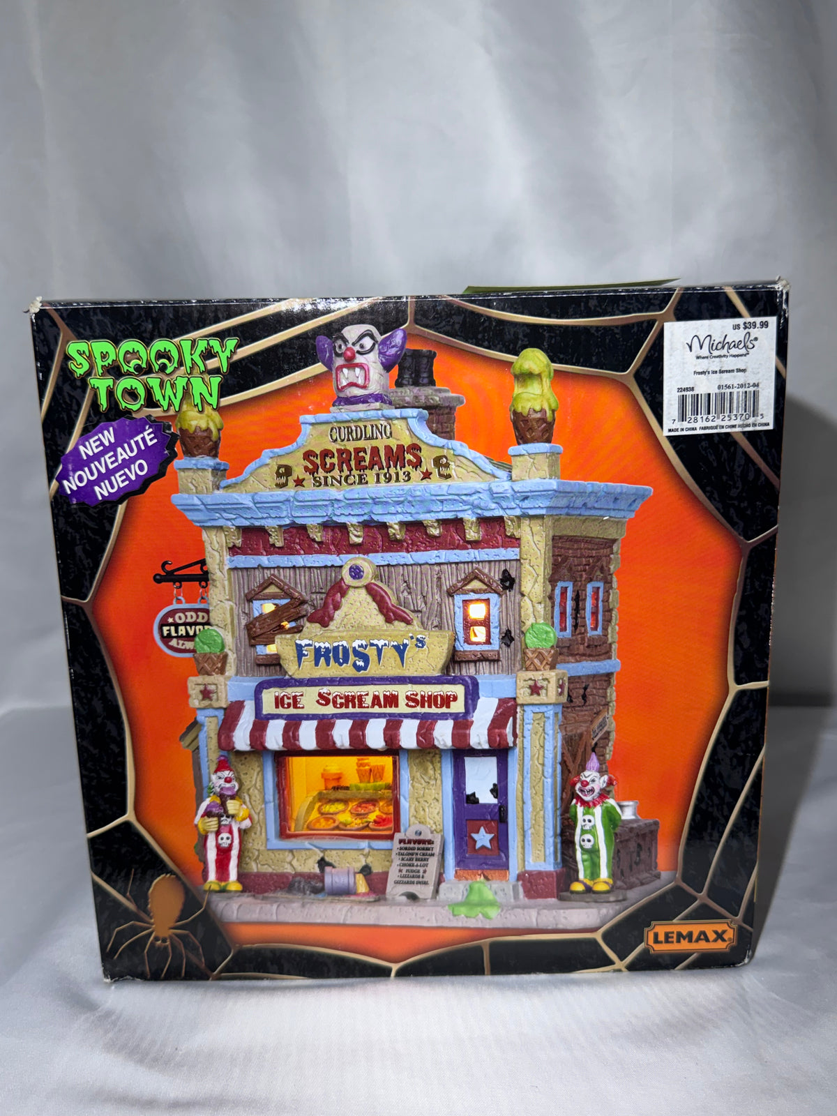 Lemax Spooky Town Frosty’s Ice Scream Shop #25370 – Retired 2012–2015 – Original Box