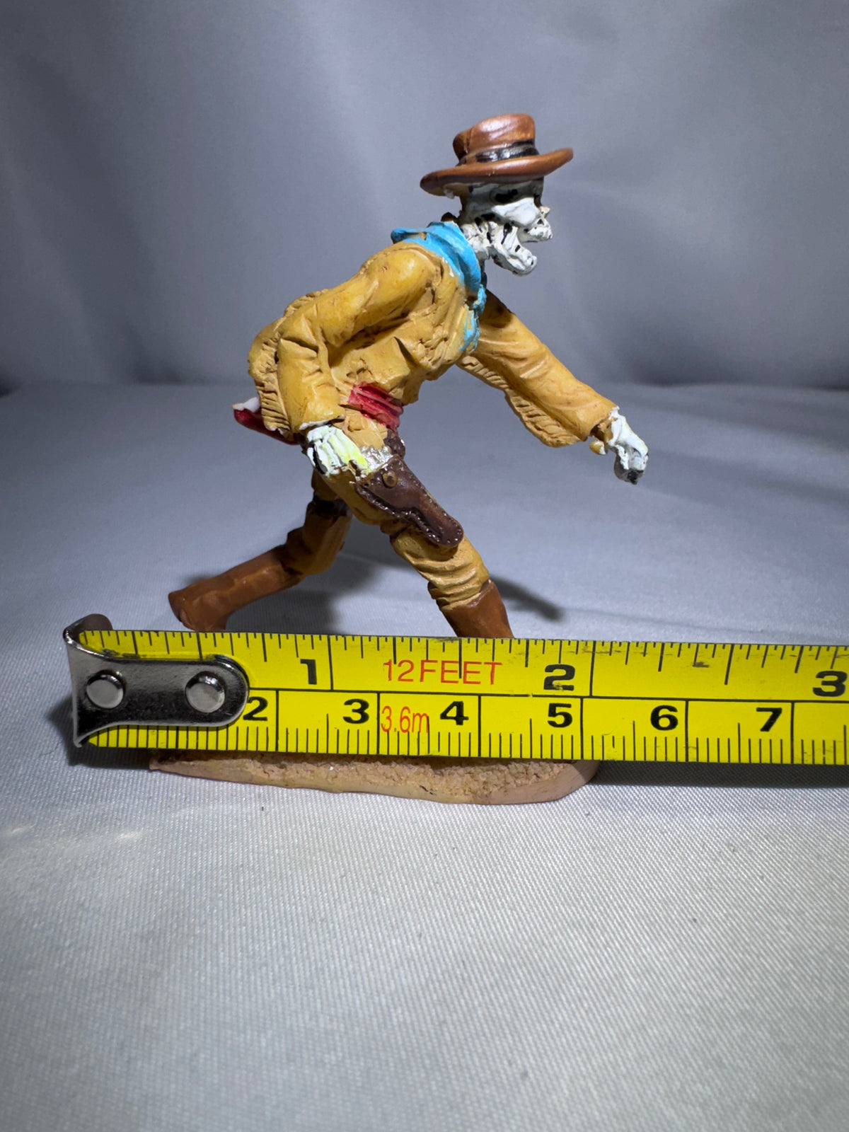 Lemax Spooky Town “Spooky Gunfighter” Skeleton Cowboy #82475 – RETIRED