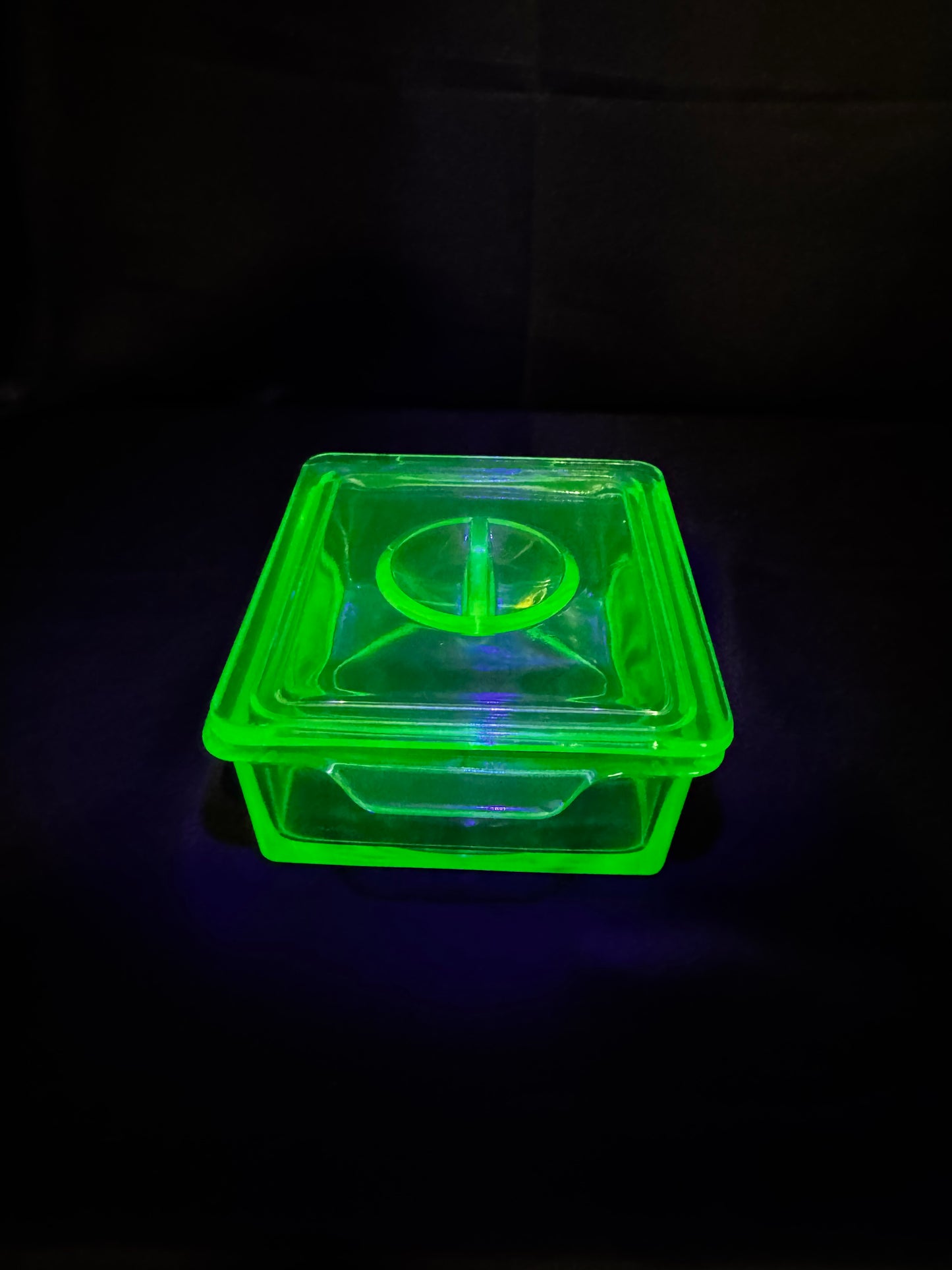 Vintage Hazel Atlas Uranium Glass Refrigerator Dish w/ Lid Green Depression Glass 6”