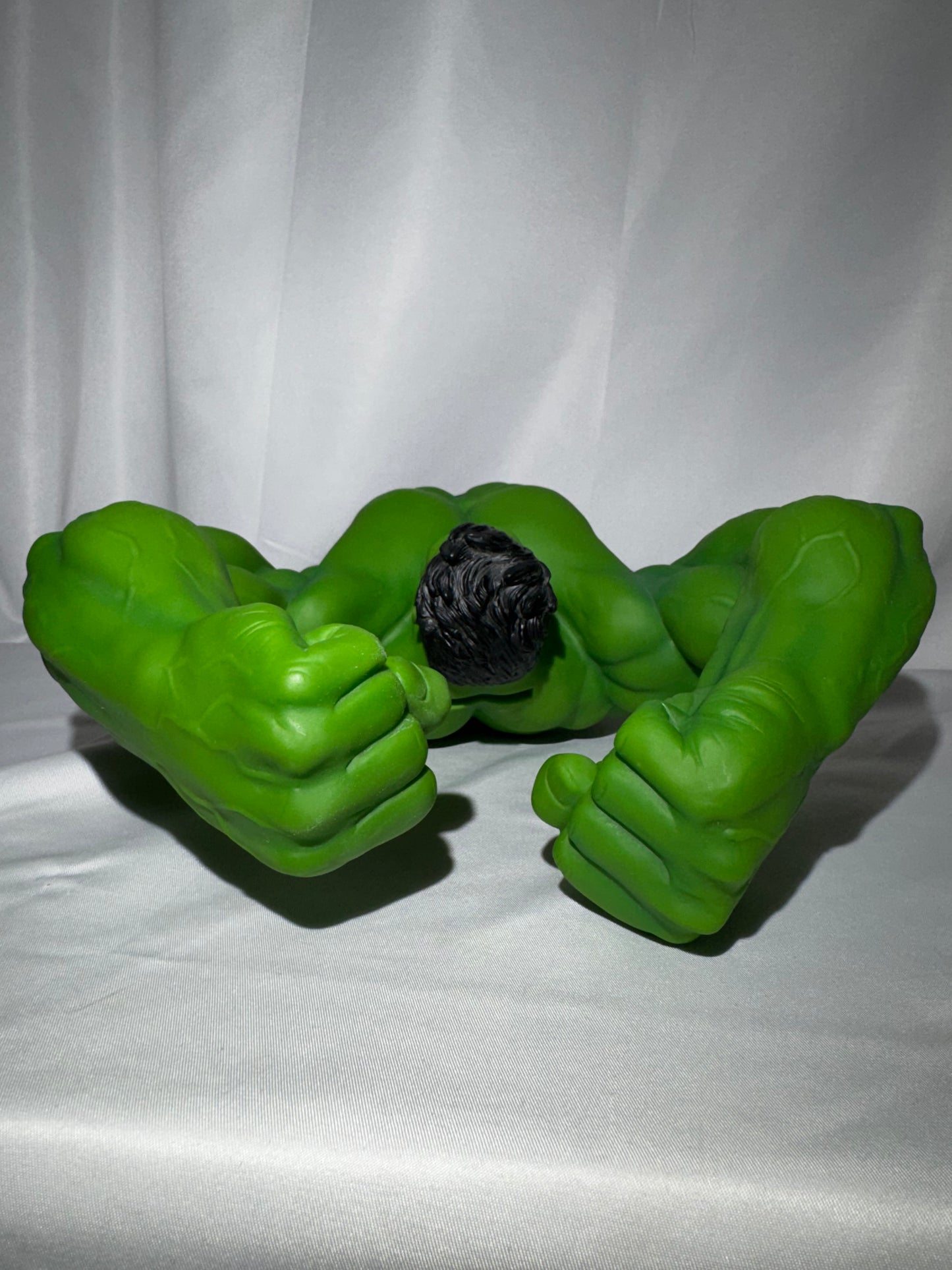 Marvel Hulk Bust Bank 10.5” Previews Exclusive Monogram Diamond Select PVC Coin Bank