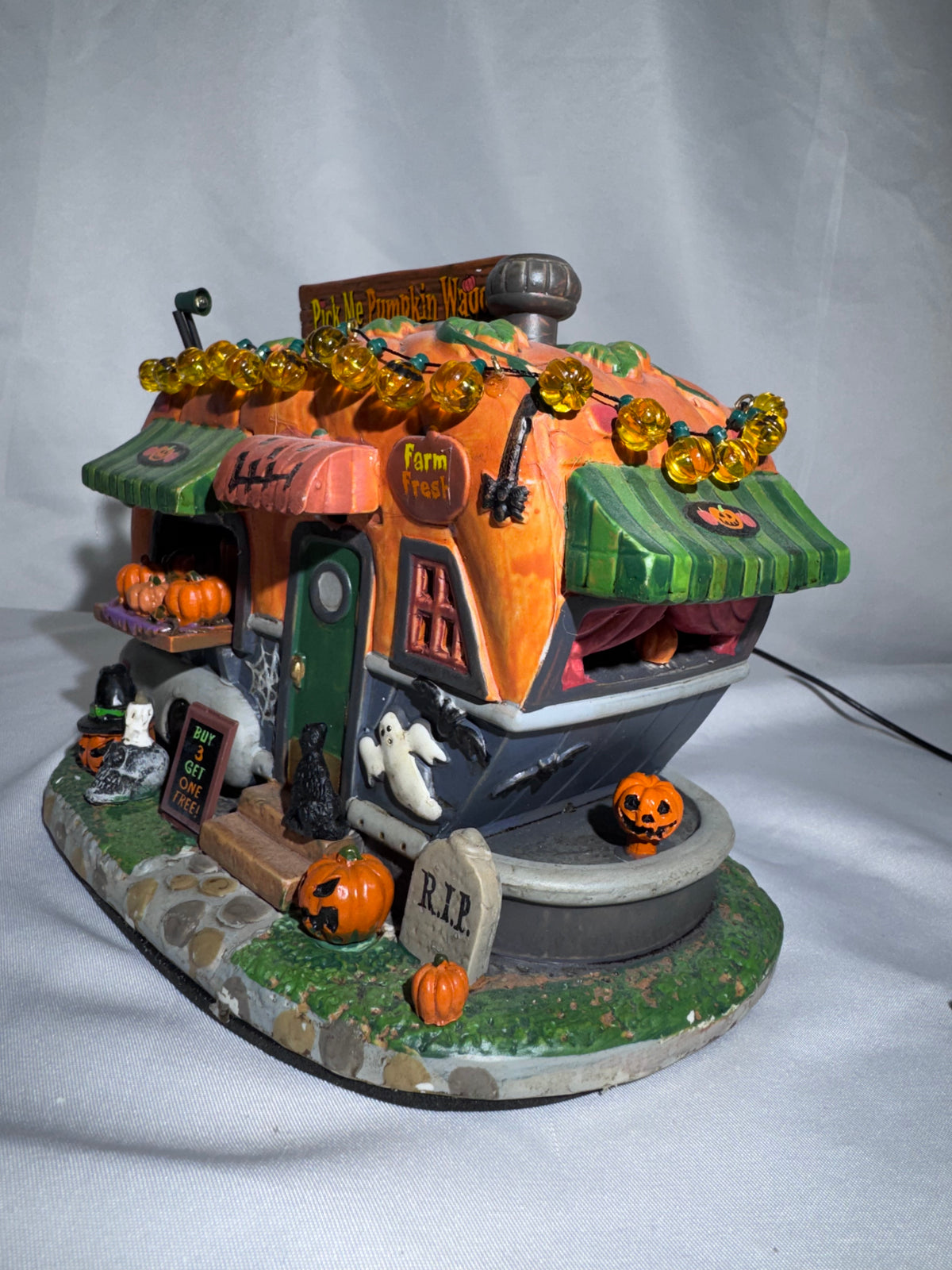 Lemax Spooky Town Pick Me Pumpkin Wagon #95444 – 2019 – Original Box