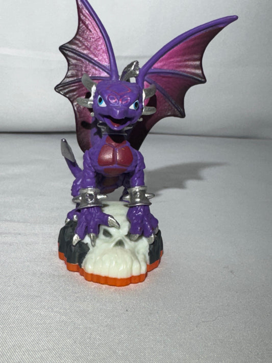 Skylanders Giants Cynder Series 2 Undead Dragon Figure Activision