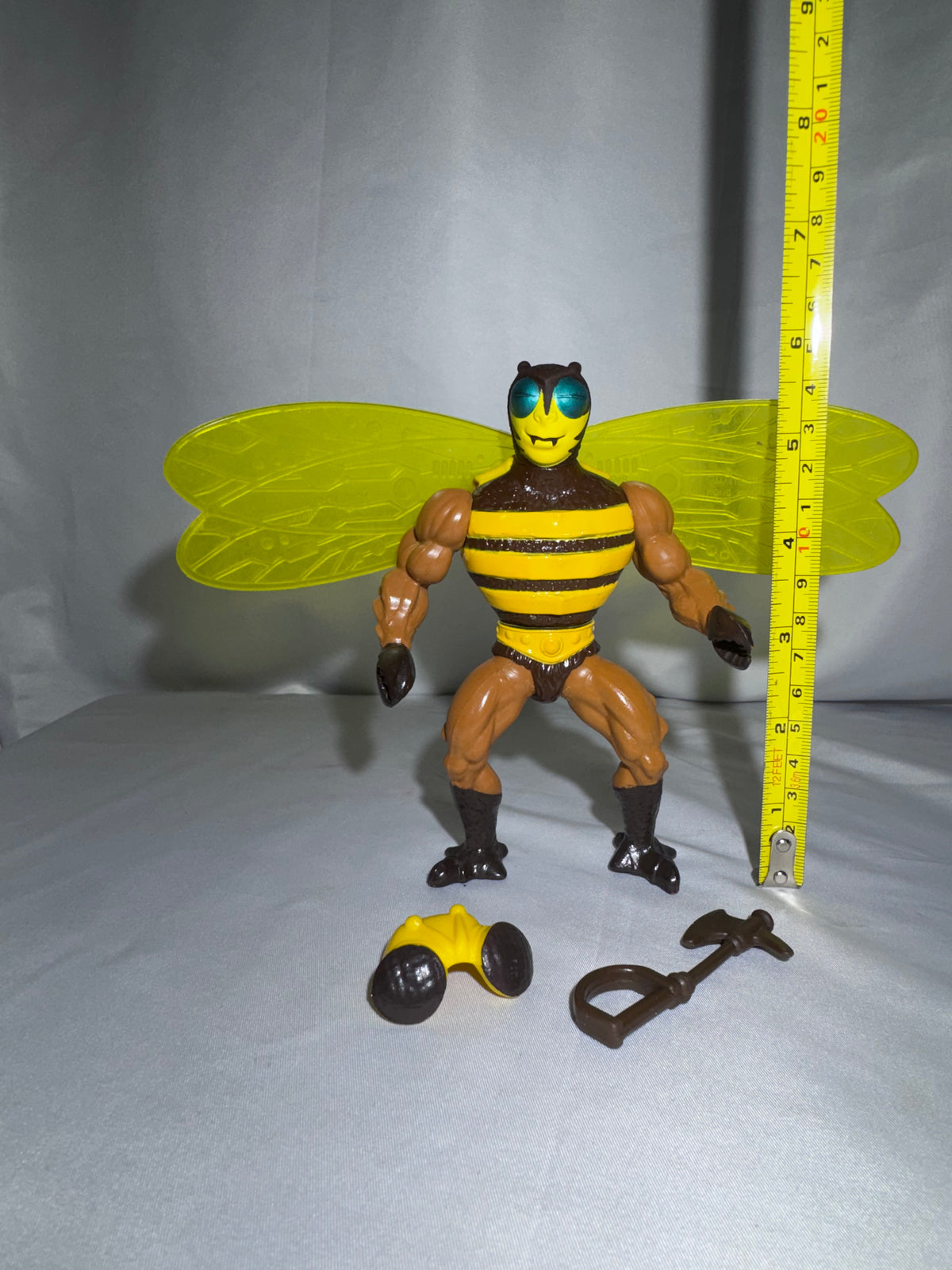 Vintage 1984 Mattel Masters of the Universe Buzz-Off Action Figure w/ Wings, Helmet & Axe