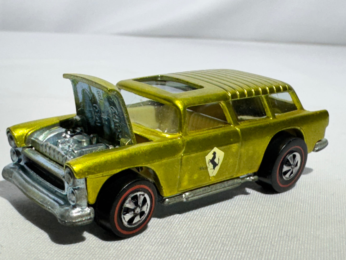 Vintage Hot Wheels Redline – 1969 Classic Nomad – Antifreeze Green