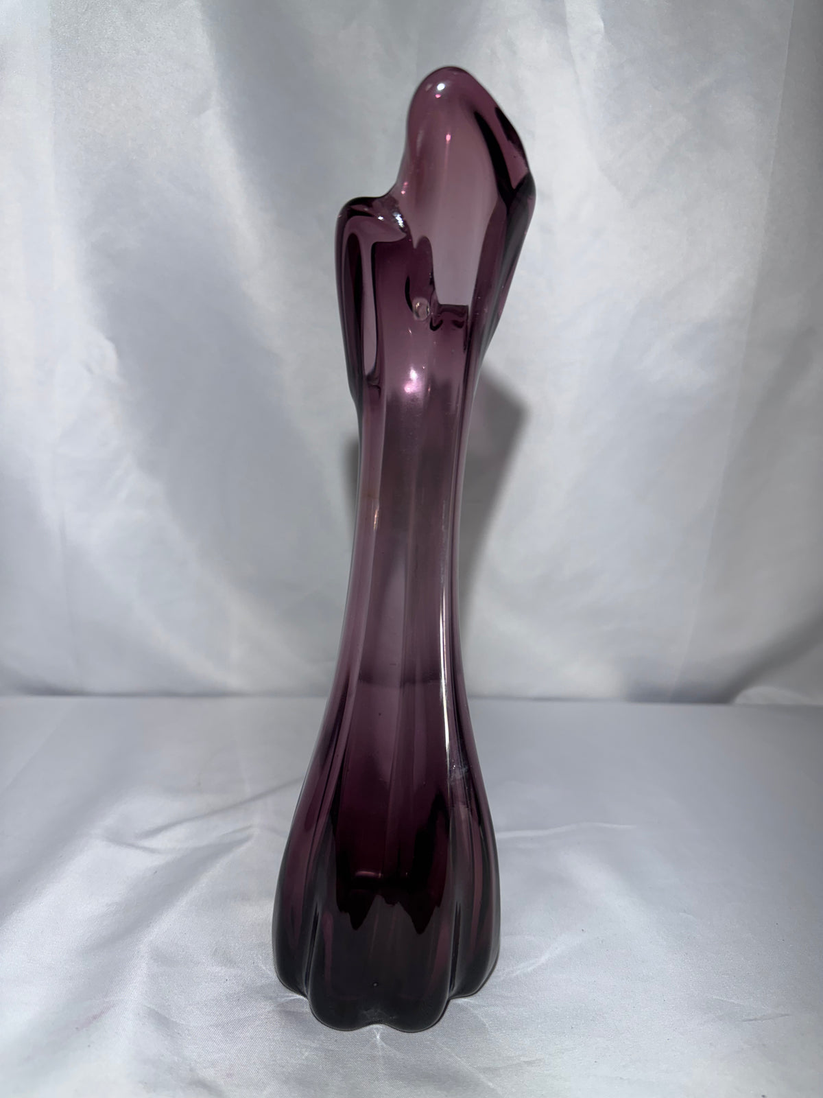 Vintage Amethyst Purple Glass Five-Finger Swung Vase – Mid-Century Modern – 10.5” Tall