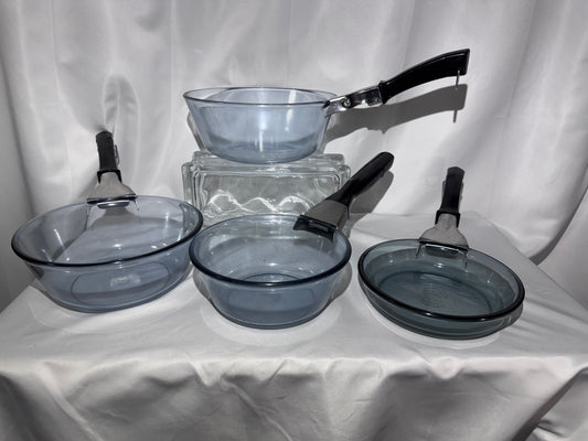 Vintage Pyrex Flameware Blue-Tinted Glass Saucepan Set – 817-B, 832-B, 833-B, 834