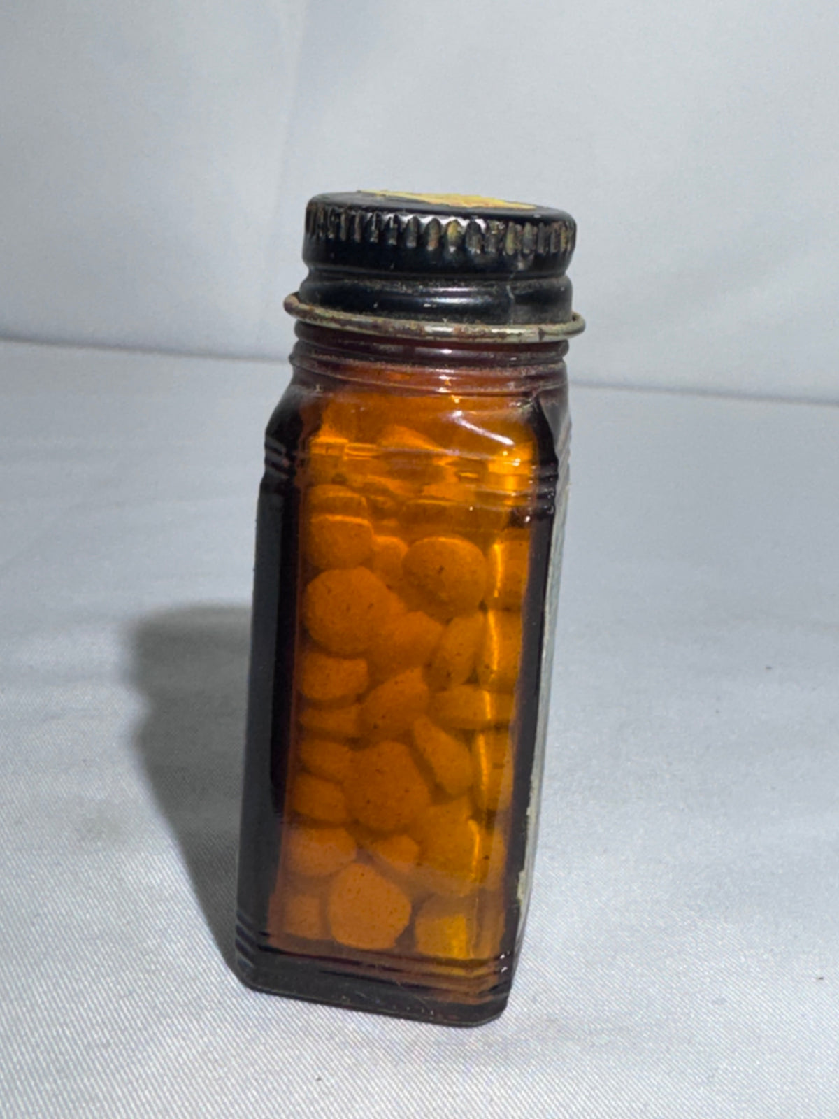 Vintage U.S. Military Halazone Water Purification Tablet Bottle – WWII/Korean War Era
