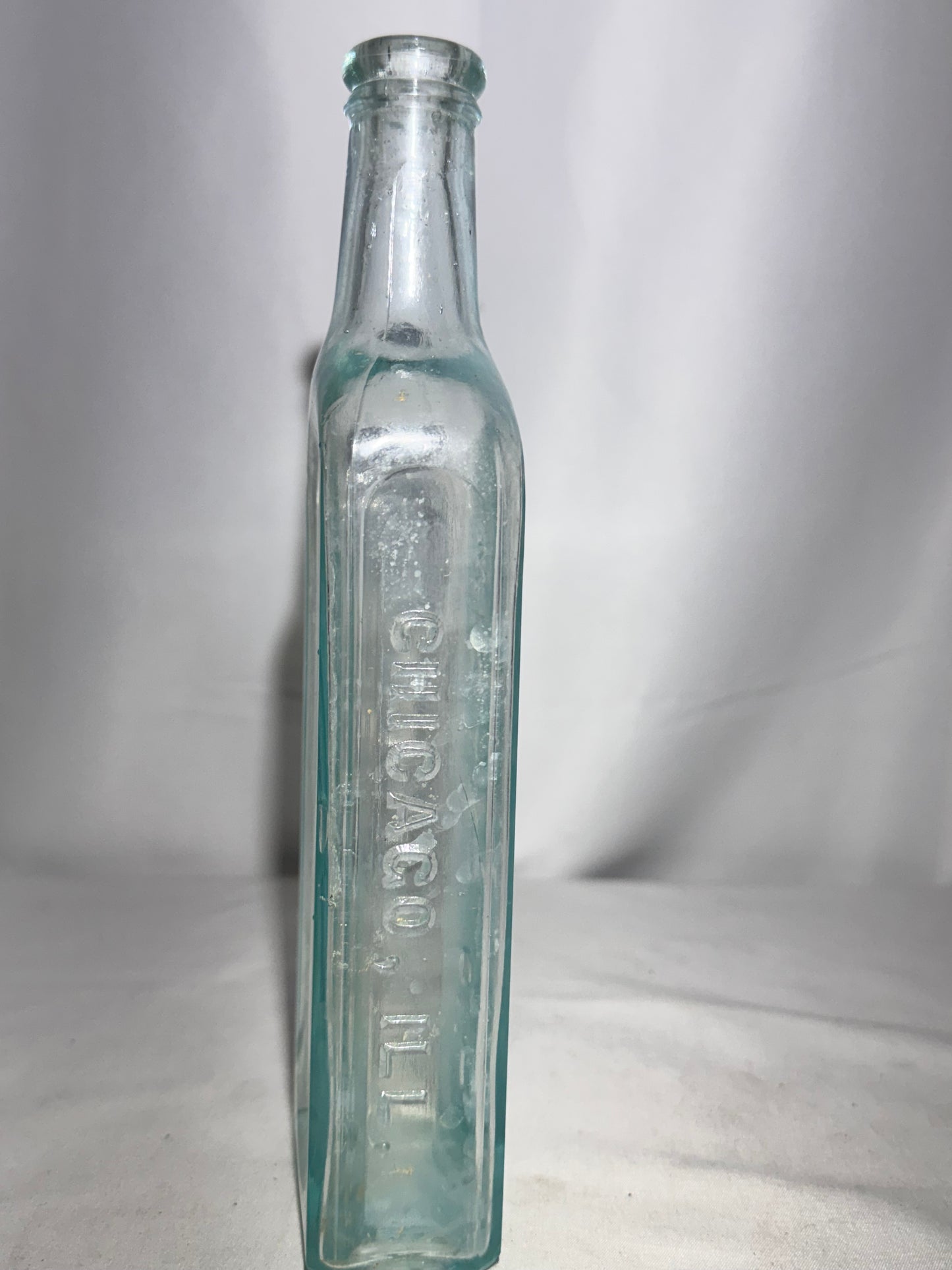 Vintage Hamlin’s Wizard Oil Embossed Glass Bottle – Antique Patent Medicine (1800s–Early 1900s)