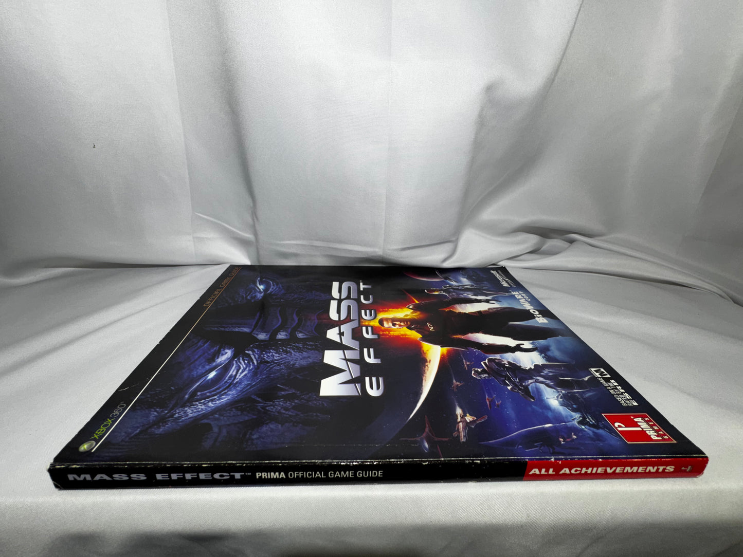 Mass Effect Prima Official Strategy Guide 2007 Xbox 360 w/ Fold-Out Poster