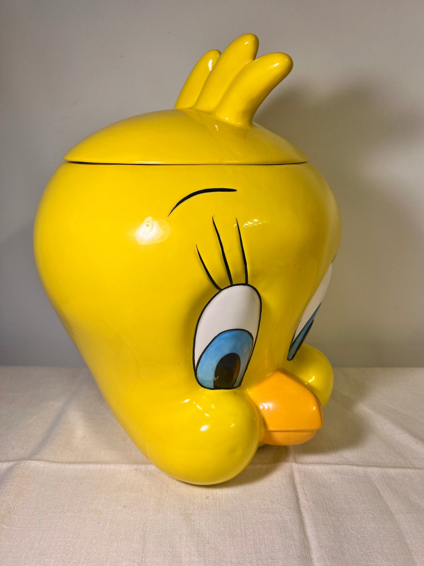 Tweety Bird-Cookie Jar-Warner Brothers- big- Head- Looney Tunes