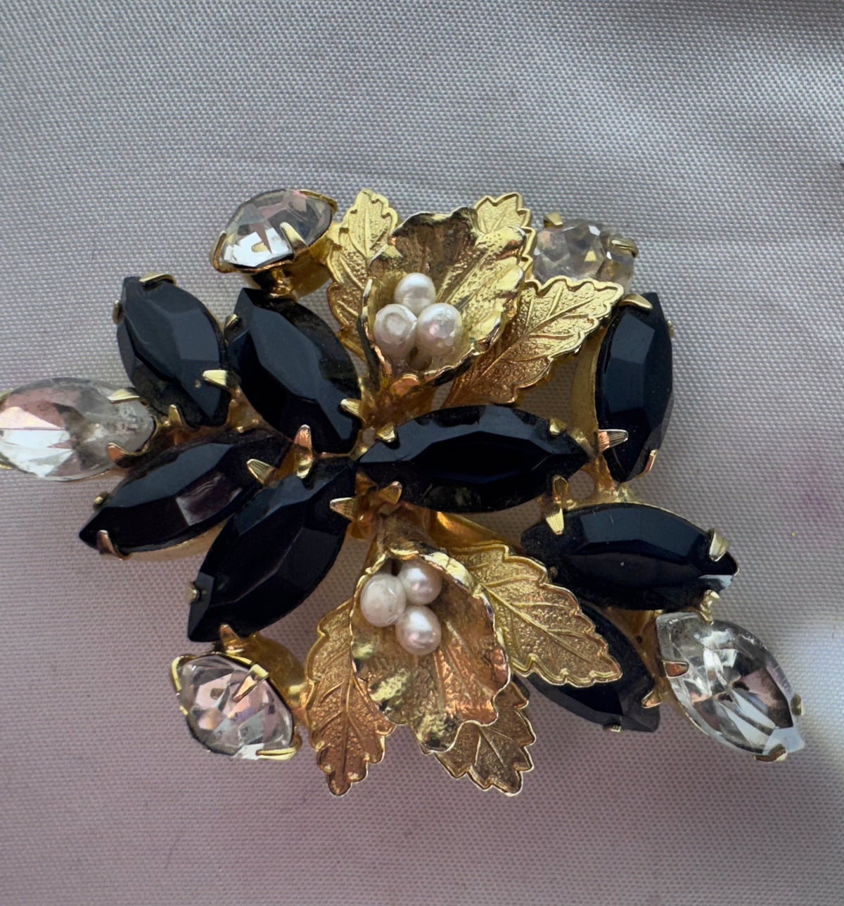 Vintage Weiss Style Black Rhinestone Floral Brooch Faux Pearl Gold Tone Unsigned