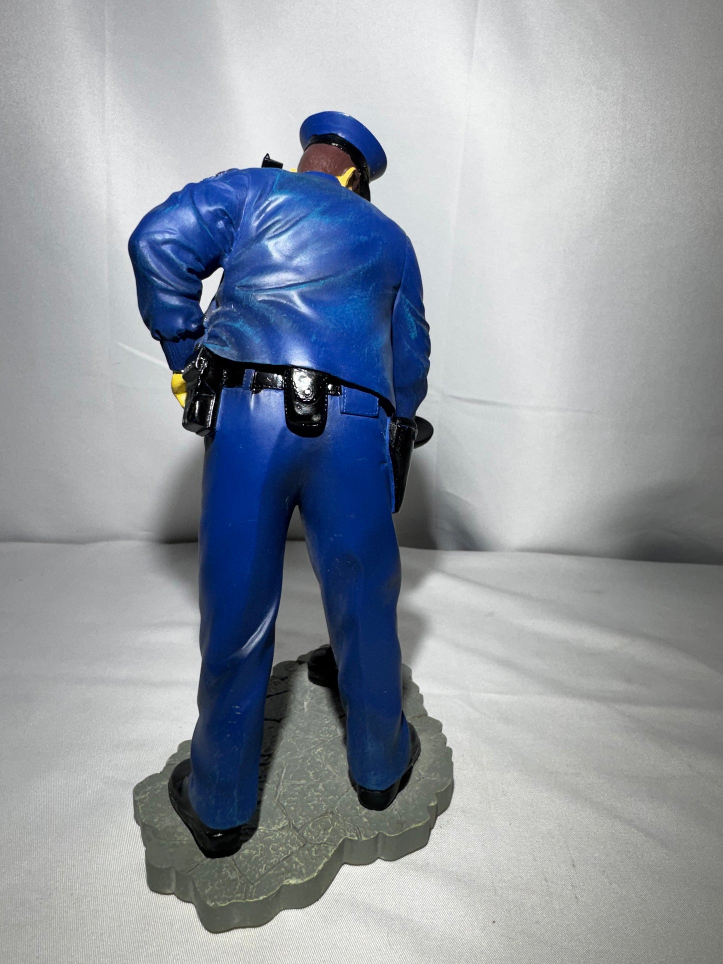 Disney Tribute to Law Enforcement Mickey Mouse Resin Figurine – William Silvers – 8”