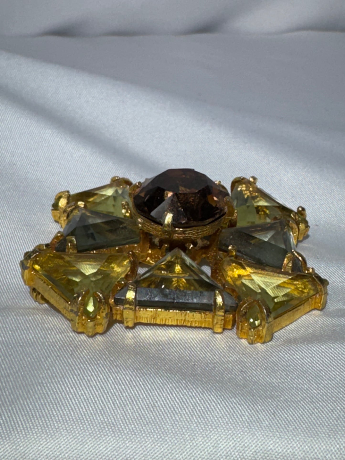 Vintage Van S. Authentics Brooch #3253 – Maltese Cross Gold-Tone Costume Jewelry