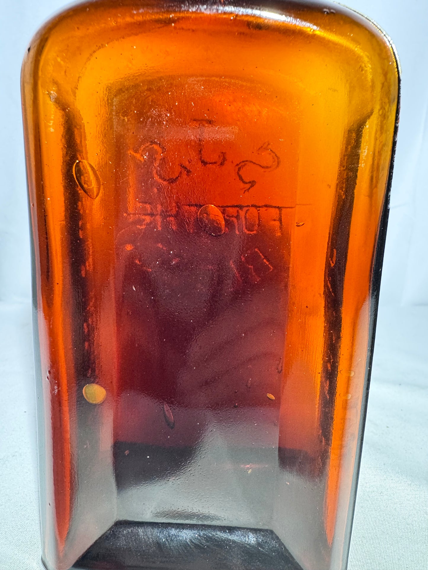 Vintage Amber Glass “S.J.S. For The Blood” Bottle – Gerstle Medicine Co., Chattanooga, Tenn.