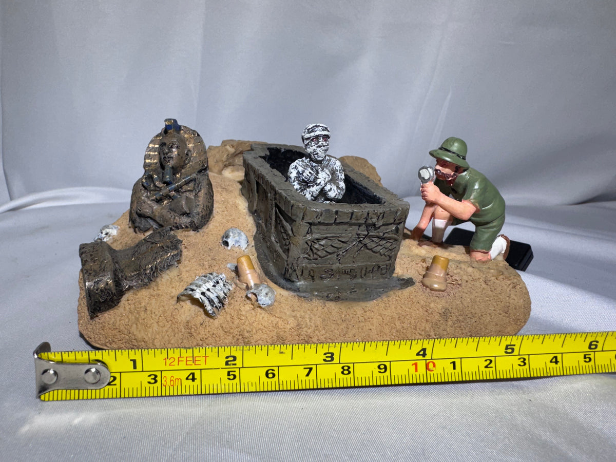 LEMAX Spooky Town The Mummy’s Tomb – 2007 Retired Halloween Village