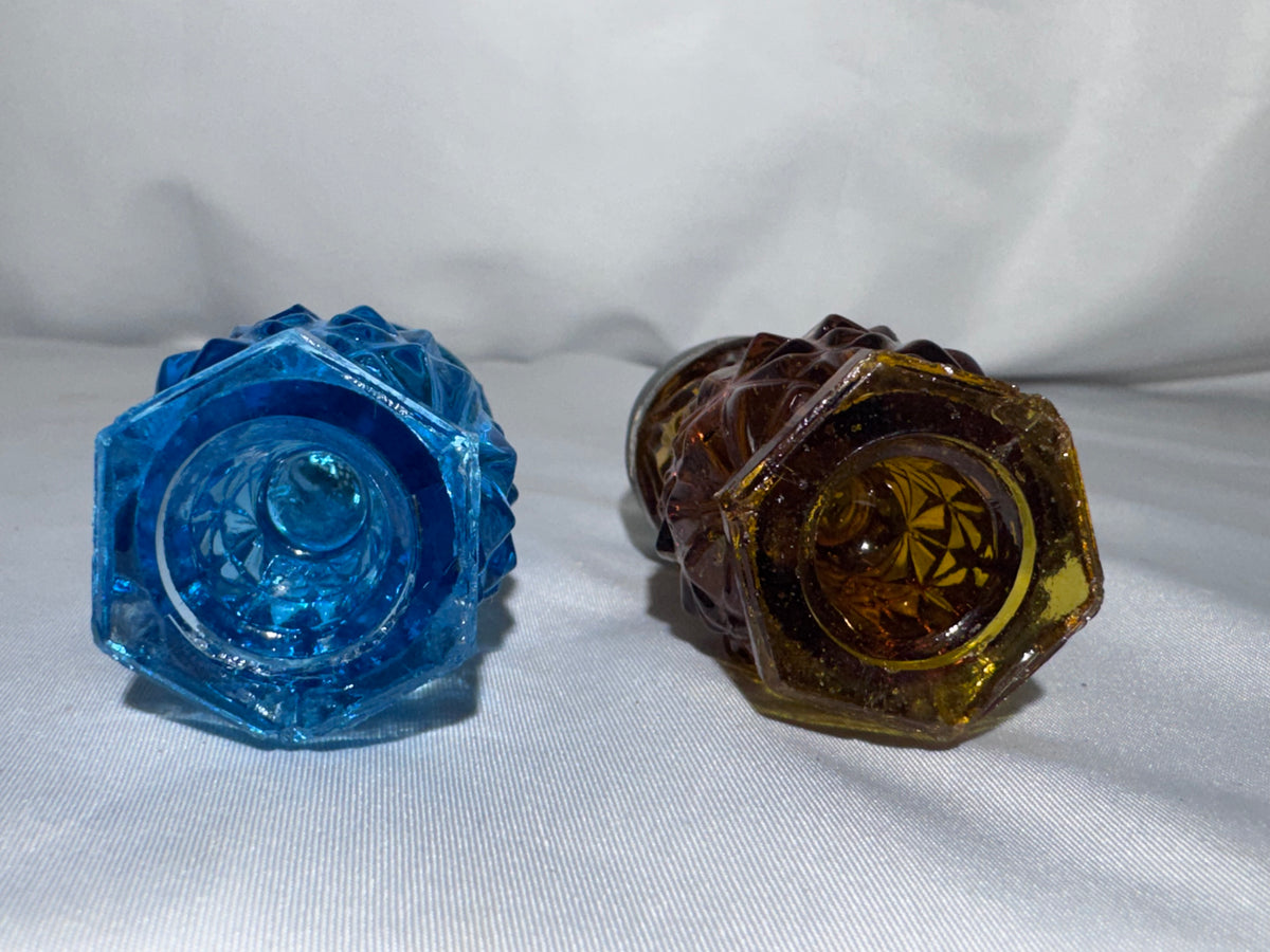 Antique EAPG Daisy & Button Slender Salt & Pepper Shaker Set w/ Glass Caddy – Circa 1884