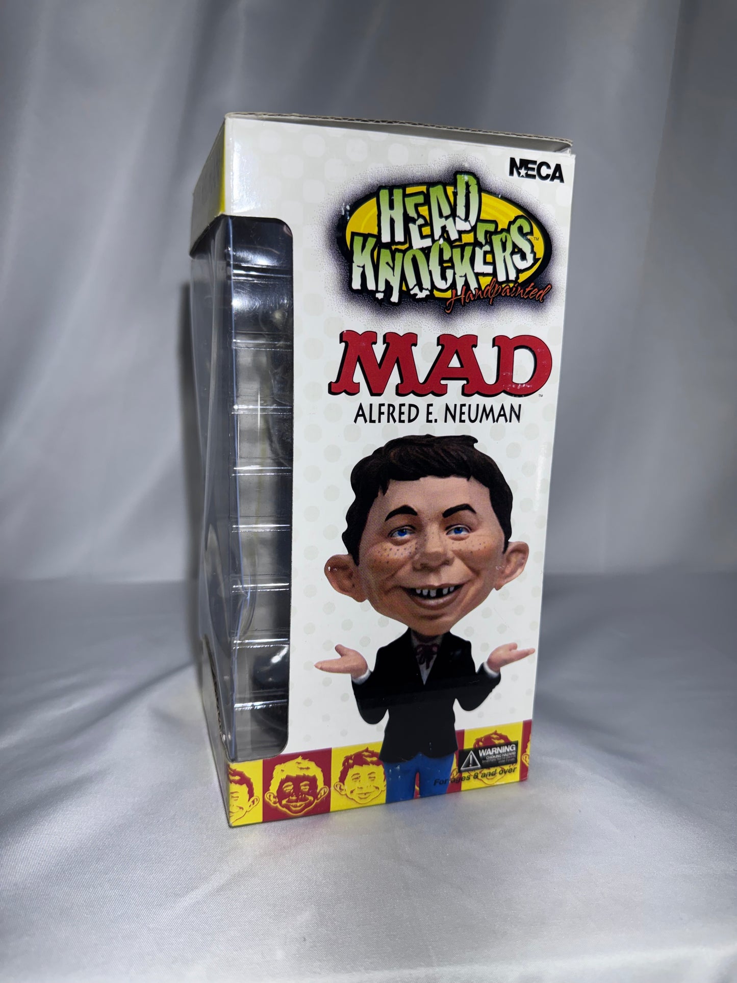 NECA MAD Magazine Alfred E. Neuman Head Knocker Bobblehead – Original Box