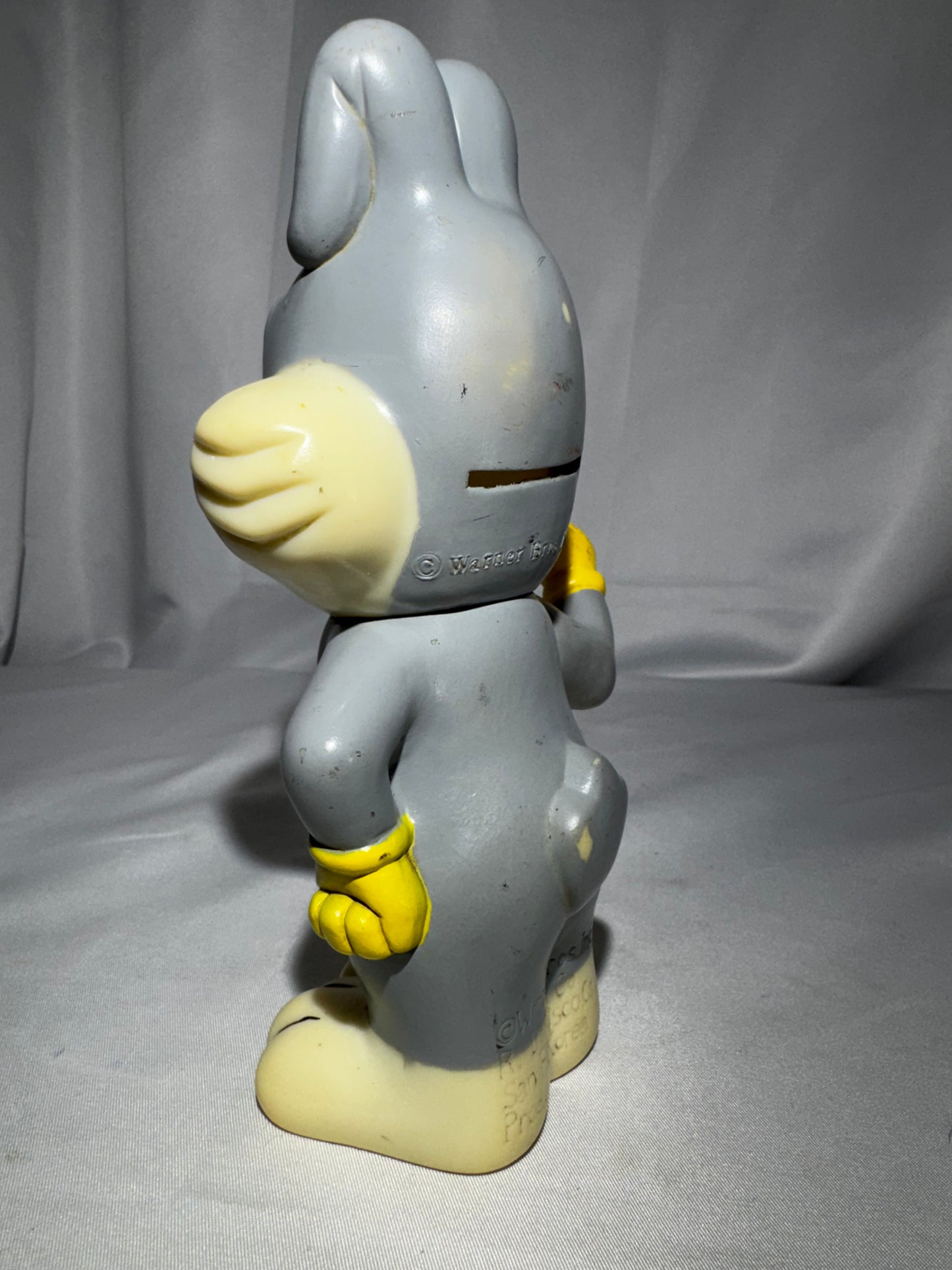 1976 R. Dakin Bugs Bunny Vinyl Coin Bank 7” Vintage Looney Tunes Warner Bros Chubby Bank