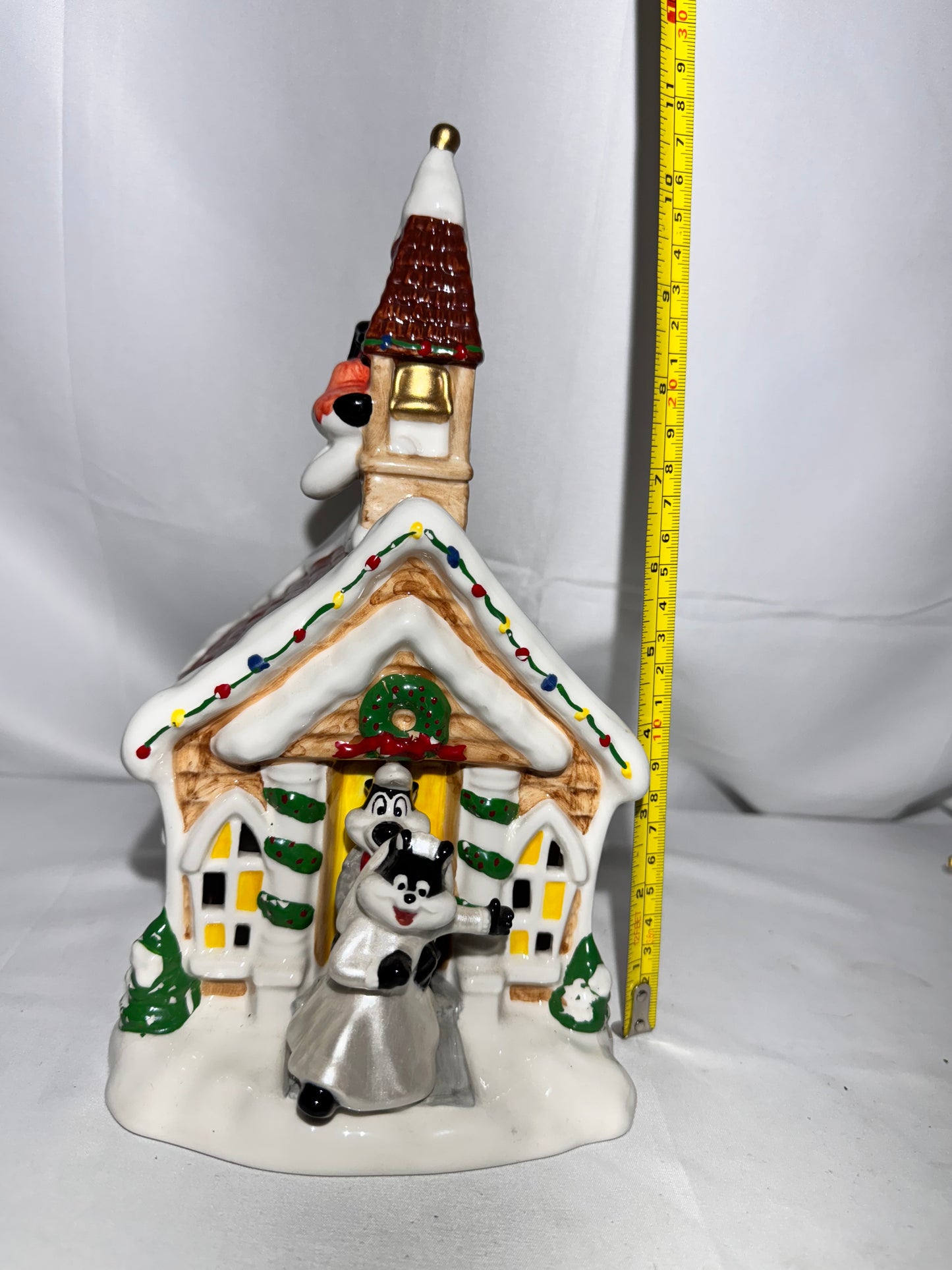 Looney Tunes Christmas Village Church – Penelope Wedding & Sam Sheepdog Warner Brothers