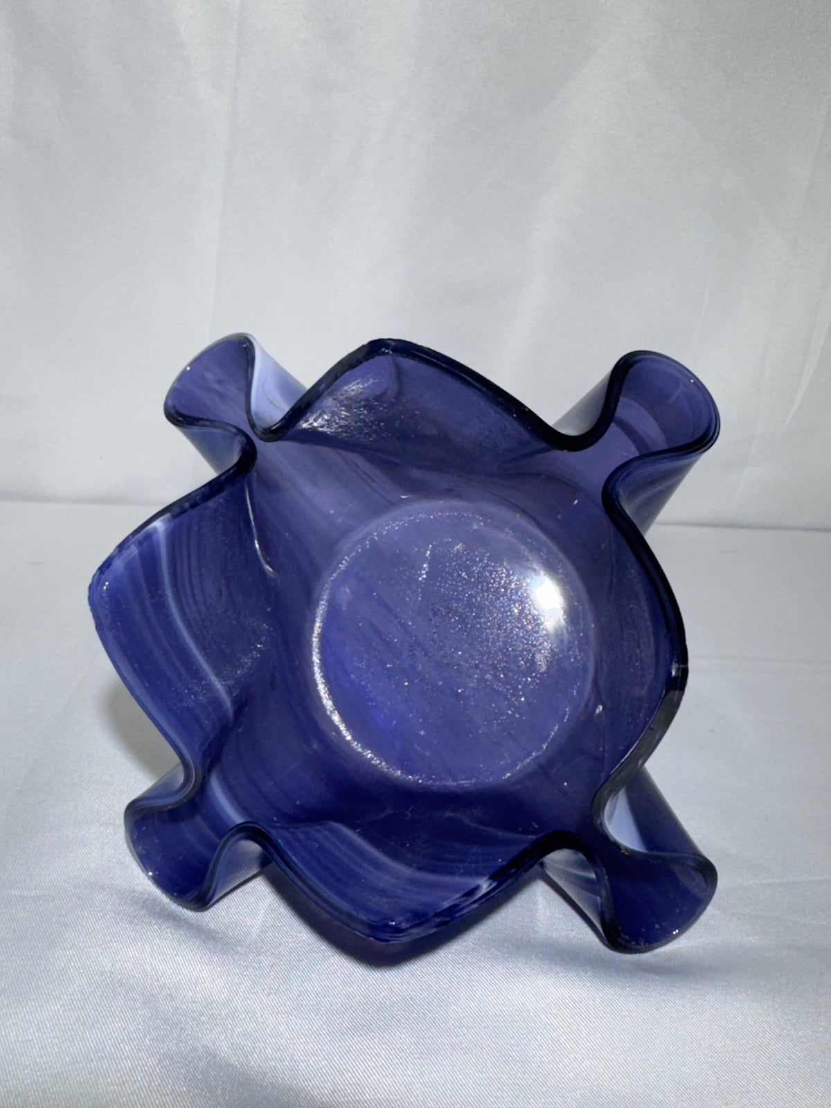 Buffalo Glass Works Limited Edition Dark Blue & White Swirled Art Glass Handkerchief Vase 90’s