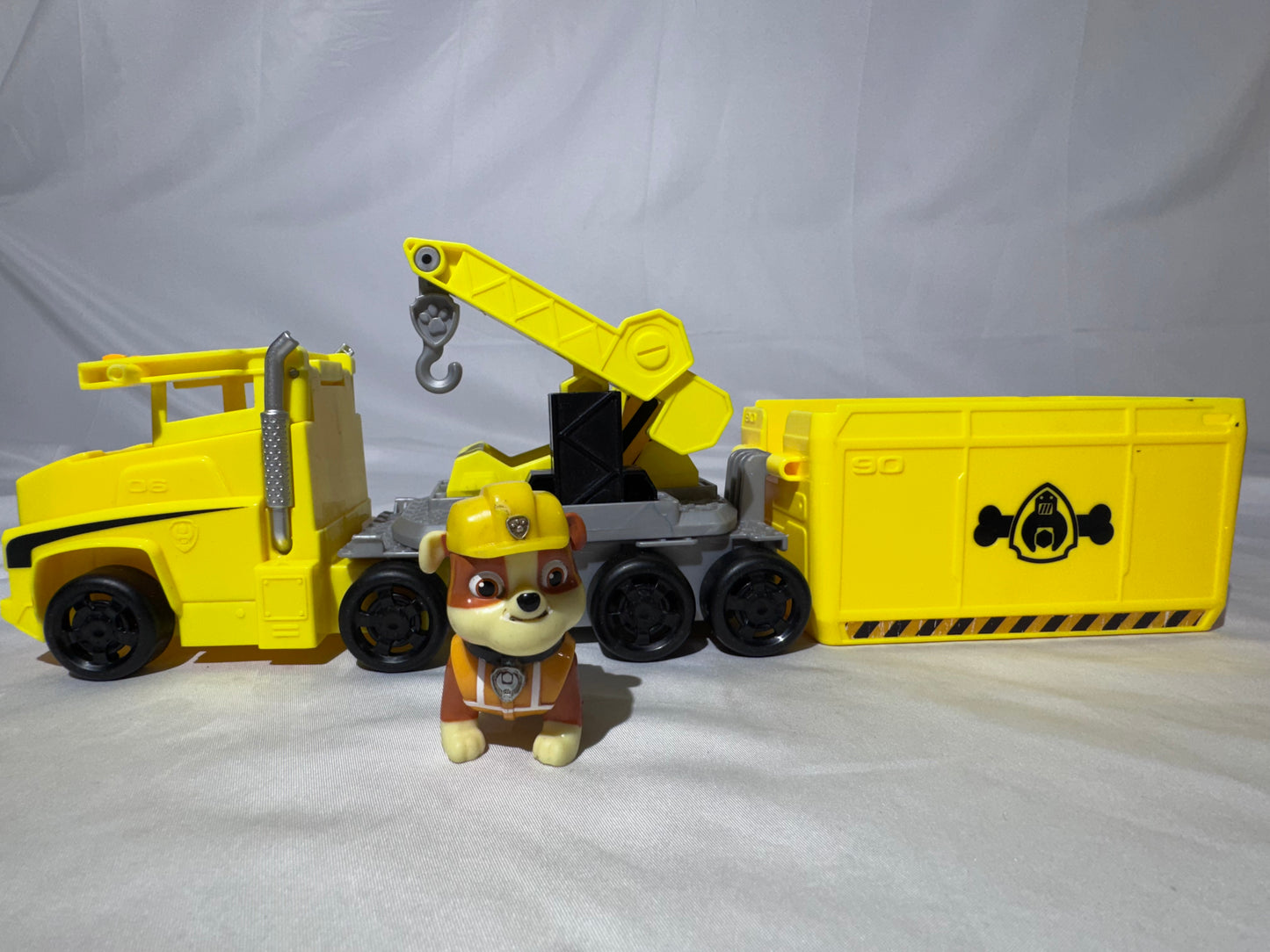 PAW Patrol Big Truck Pups Truck Stop HQ Playset – Complete Crew & Trucks