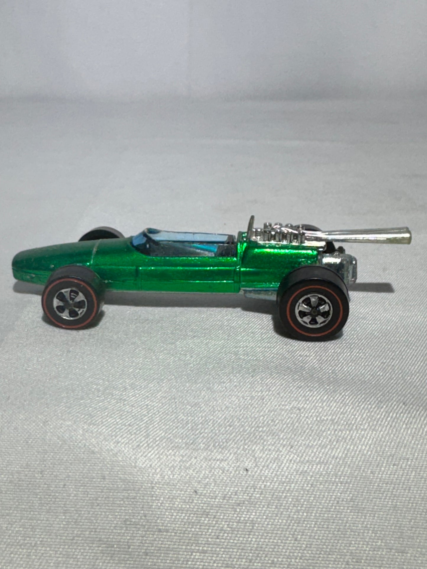 Hot Wheels 1969 Brabham Repco F1 – Redline Series – Metallic Green – Foreign Patent Pending / Hong Kong / USA