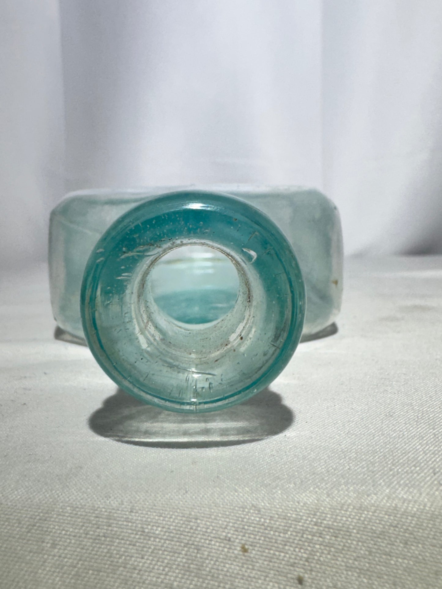 Vintage Hamlin’s Wizard Oil Embossed Glass Bottle – Antique Patent Medicine (1800s–Early 1900s)