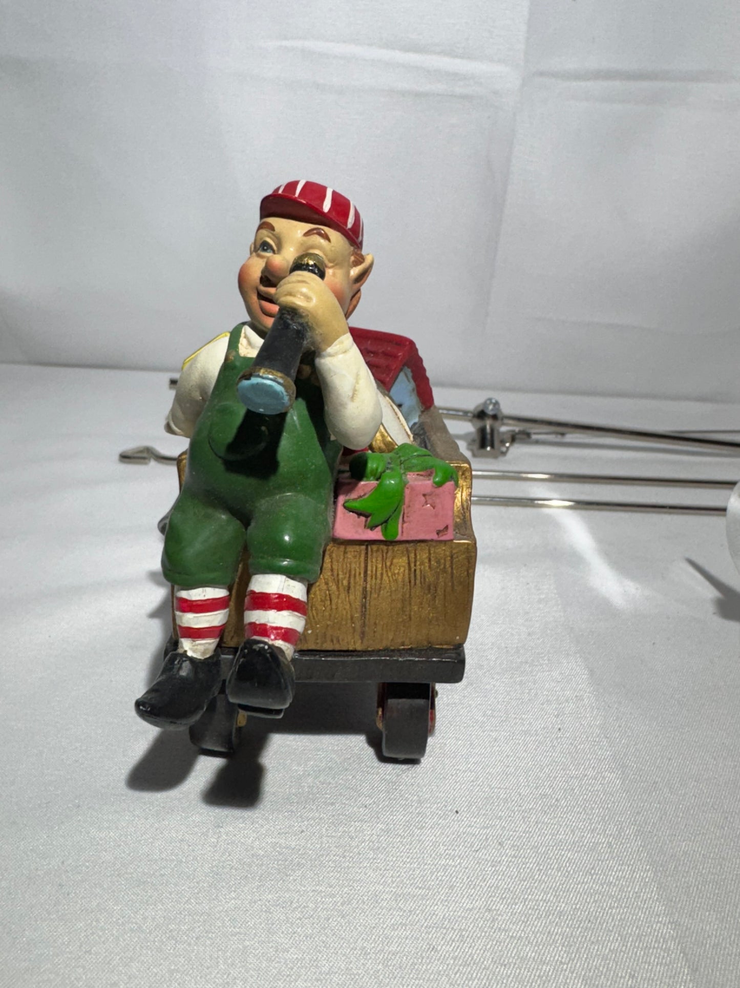 Department 56 – Flight of Fancy “High Altitude Engineer” (Item #465083) – Battery Operated, Tested & Working!