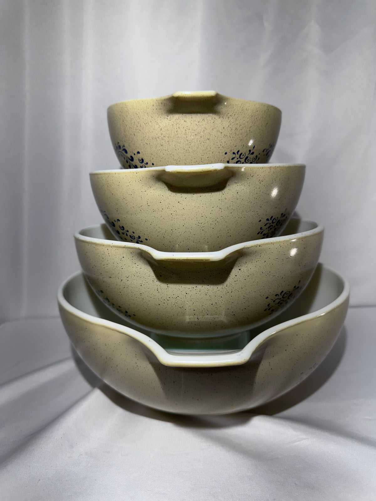 Vintage Pyrex Homestead Blue Floral Cinderella Mixing Bowl Set of 4 Nesting Bowls
