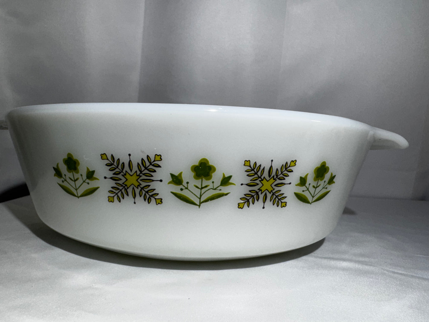 Vintage Anchor Hocking Fire-King Green Meadow 2 Qt Casserole Dish #438 Milk Glass