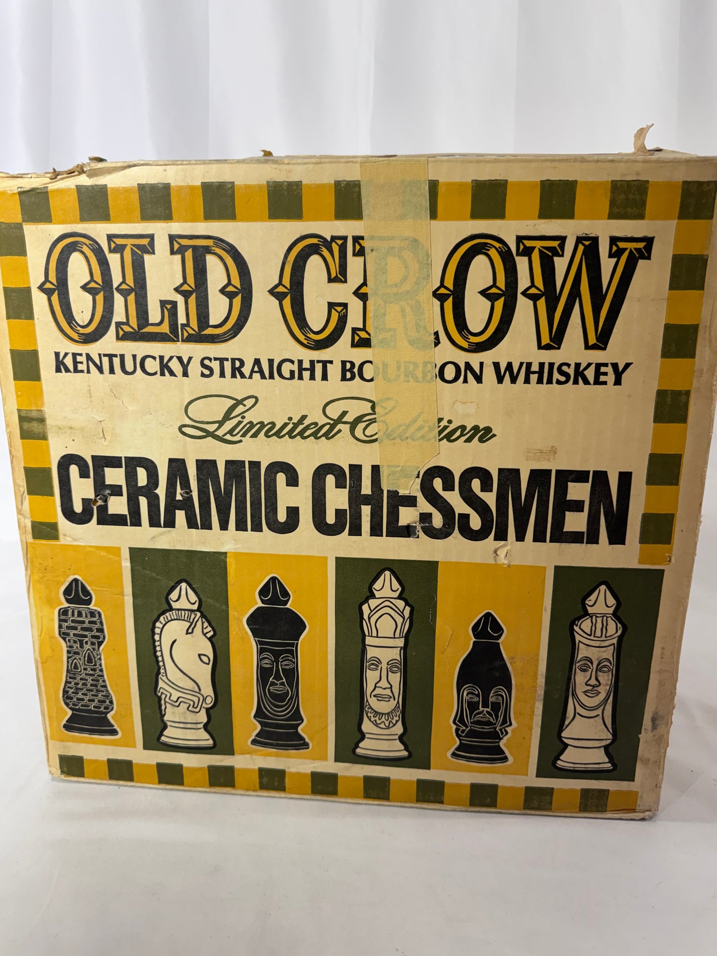 Vintage Old Crow Kentucky Straight Bourbon Whiskey Chessmen – Dark Green – Set of 6