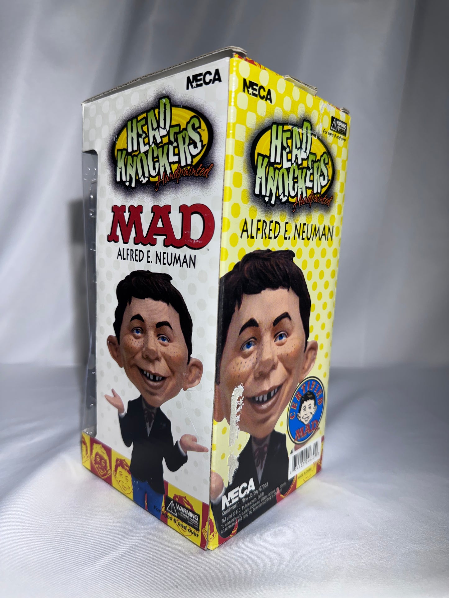 NECA MAD Magazine Alfred E. Neuman Head Knocker Bobblehead – Original Box