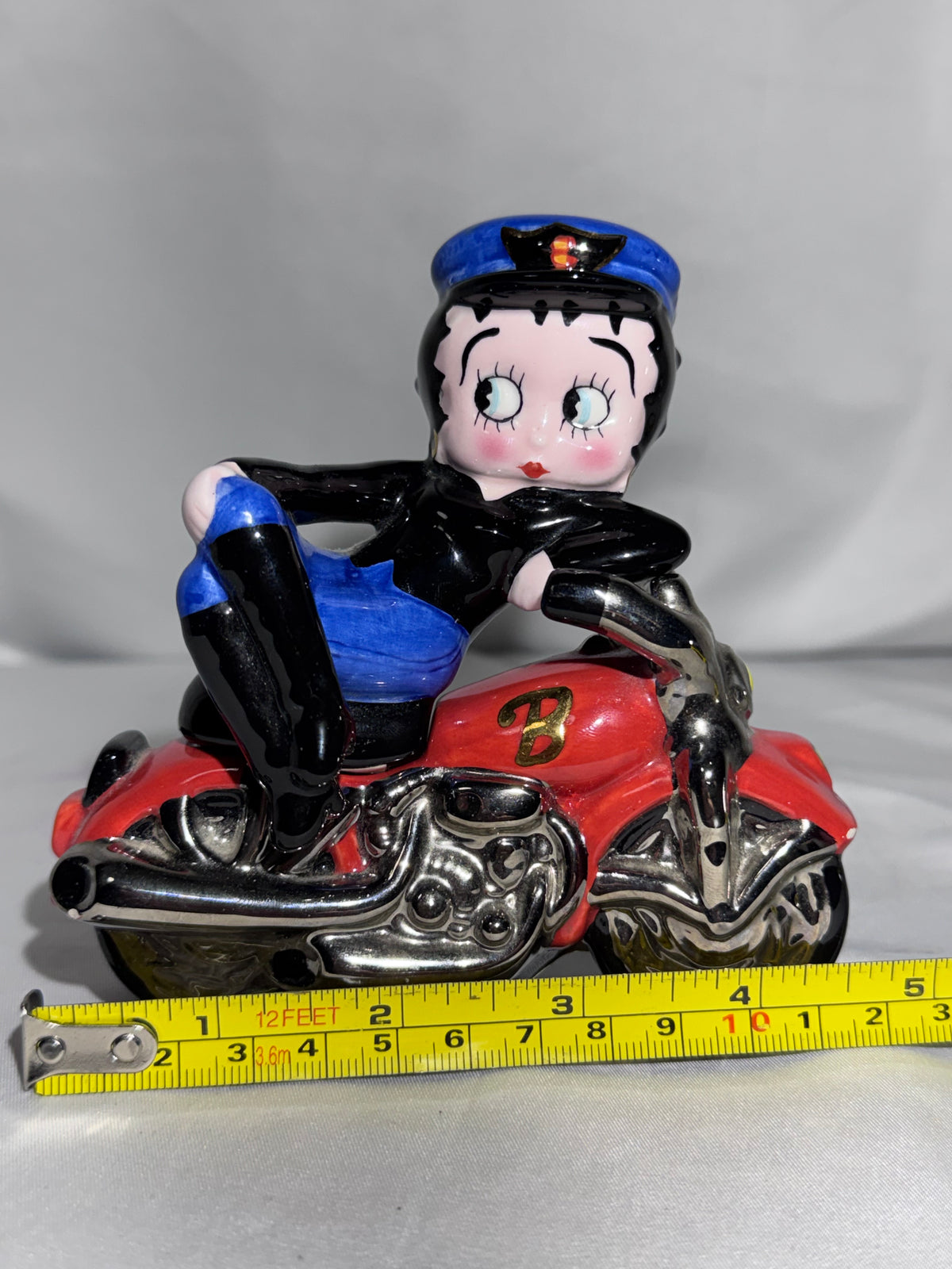 Betty Boop on Motorcycle Salt & Pepper Shaker Set – Clay Art 2000 – Vintage Collectible READ